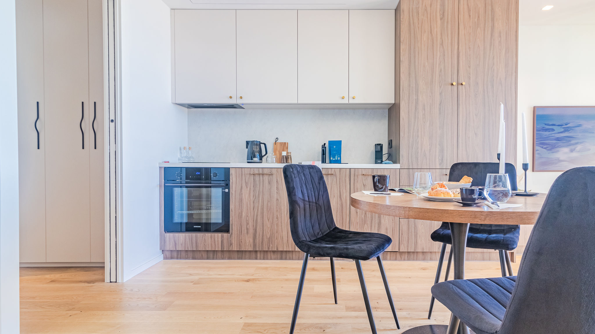 Italianway Como Aurora Apartment by Rent All Como