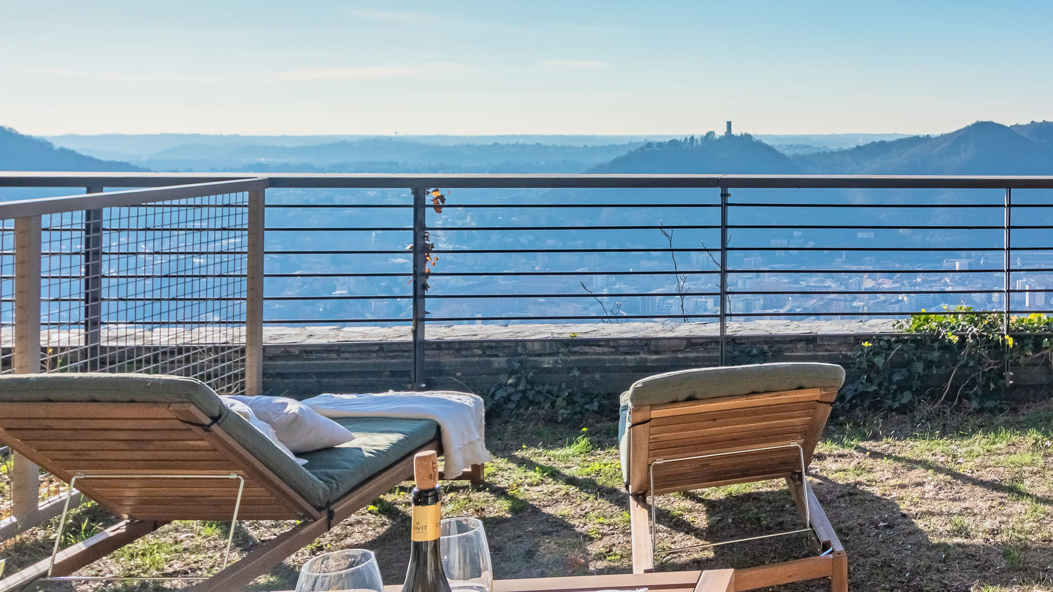 Italianway Como Aurora Apartment by Rent All Como