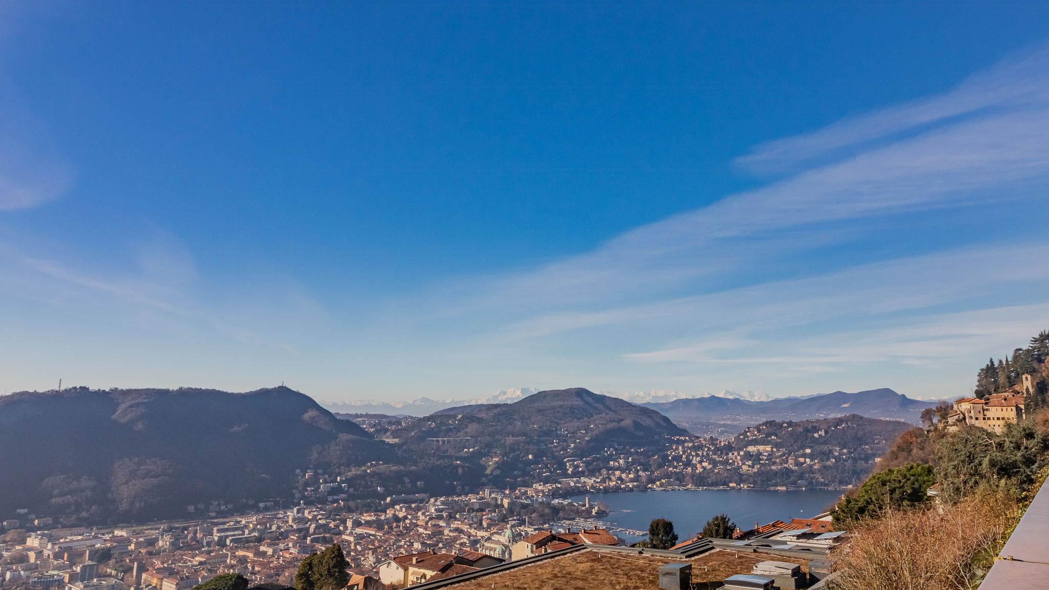 Italianway Como Aurora Apartment by Rent All Como