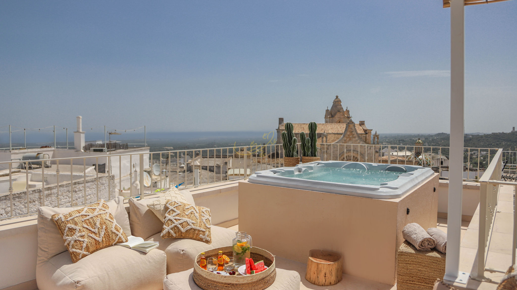 Italianway Ostuni TD Terrazze di Carole Panoramic Terrace & Jacuzzi