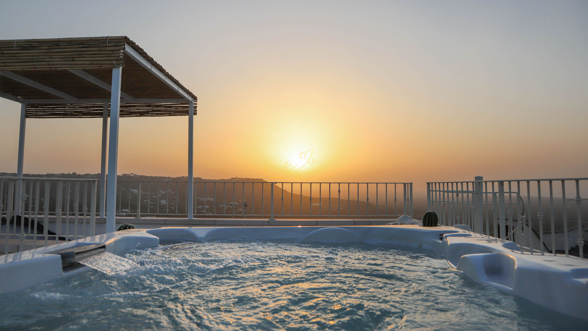Italianway Ostuni TD Terrazze di Carole Panoramic Terrace & Jacuzzi