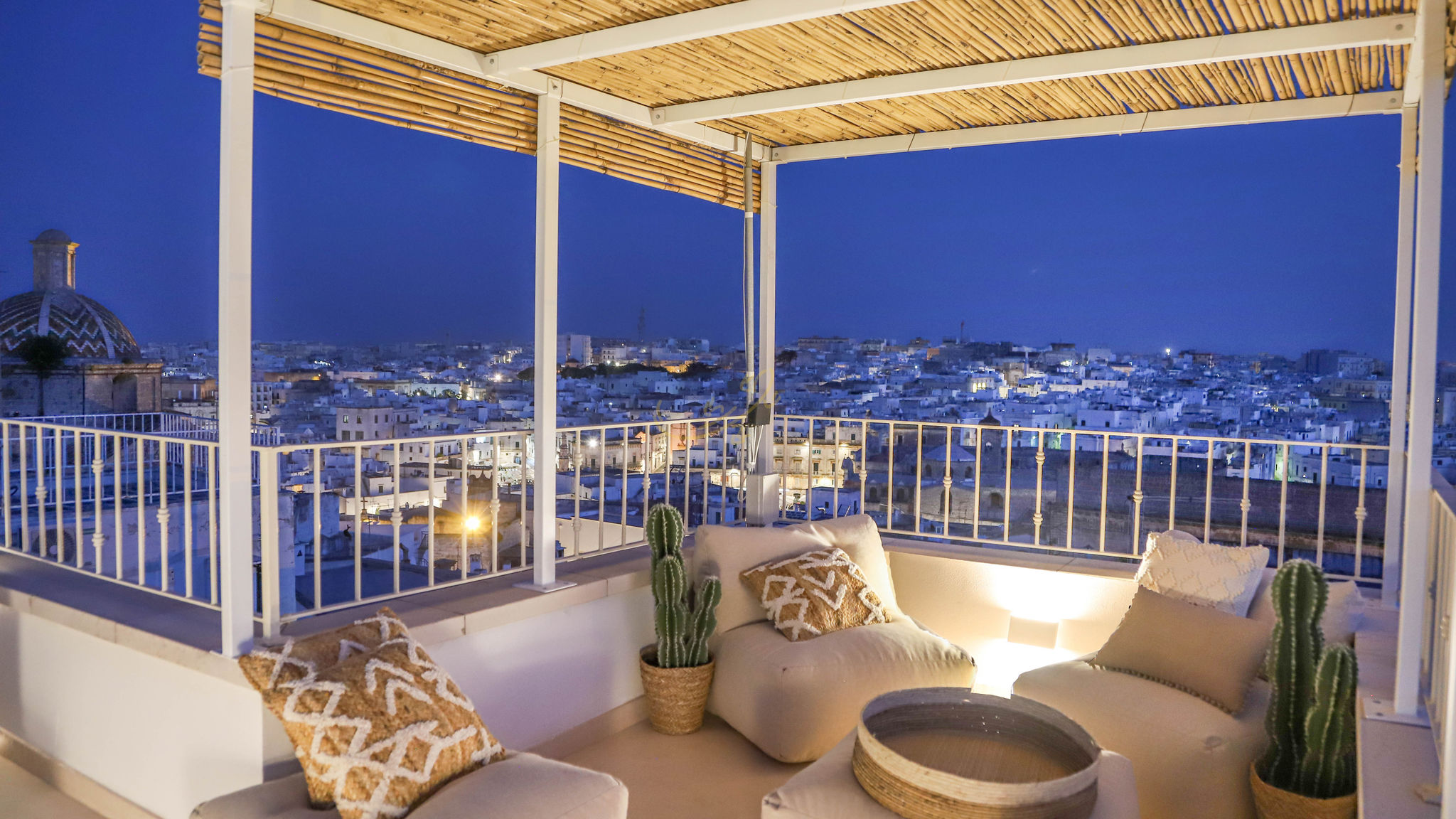 Italianway Ostuni TD Terrazze di Carole Panoramic Terrace & Jacuzzi