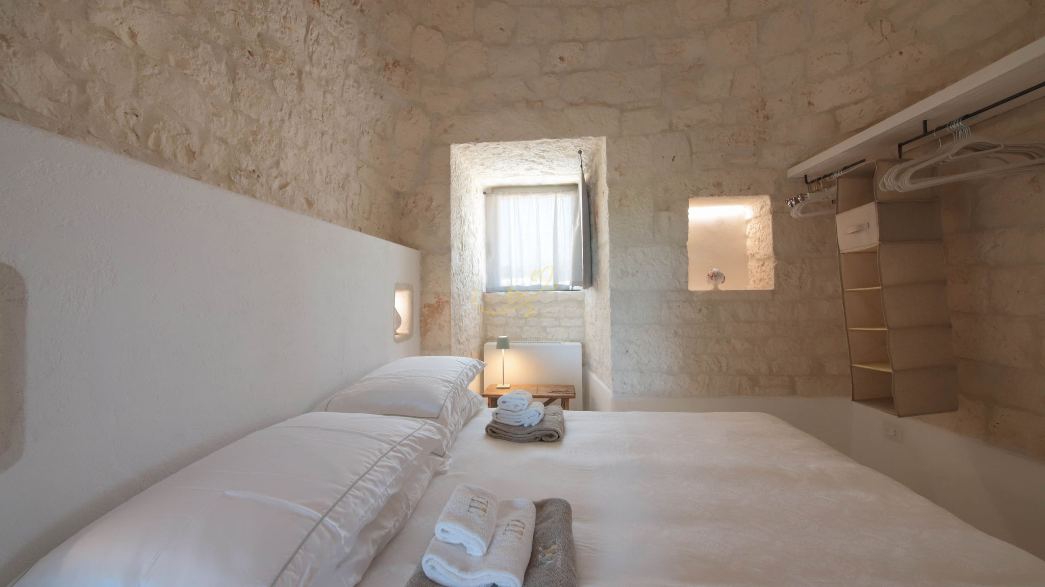 Trulli e Dimore Property Management Martina Franca TD I Coni di Pinurè Trulli with Scenic Valley View
