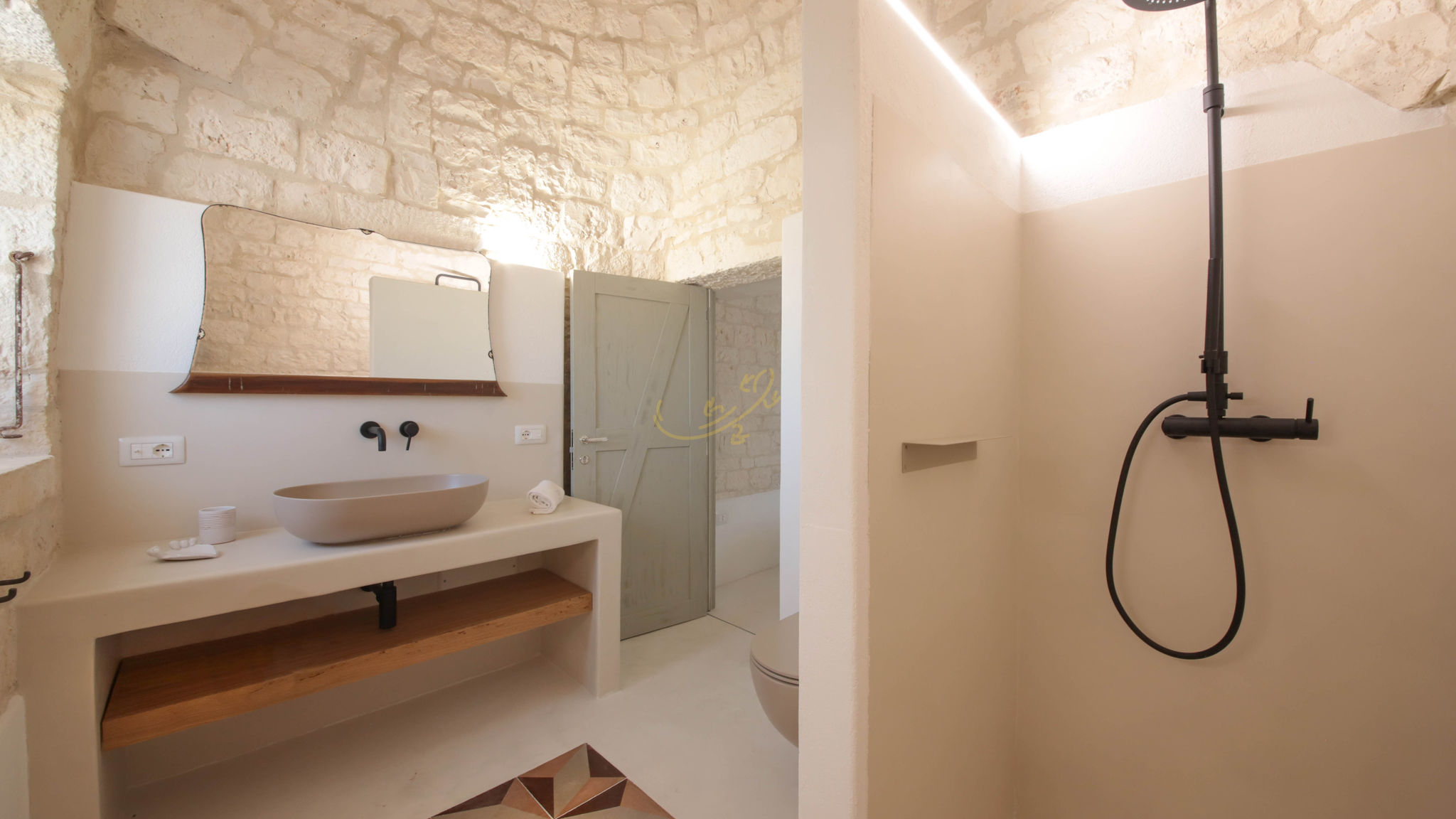 Trulli e Dimore Property Management Martina Franca TD I Coni di Pinurè Trulli with Scenic Valley View