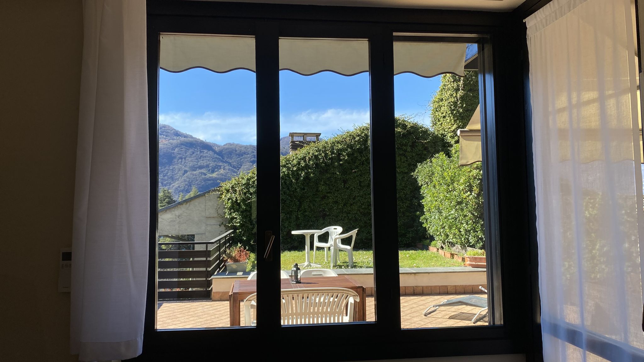 Italianway Lierna SunsetView - Lake Como swimming pool and garden