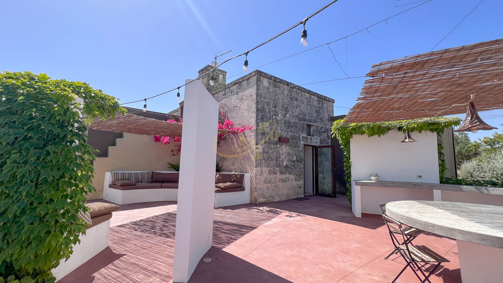 Italianway Fasano TD Torretta Macramè amid the Mediterranean scrub