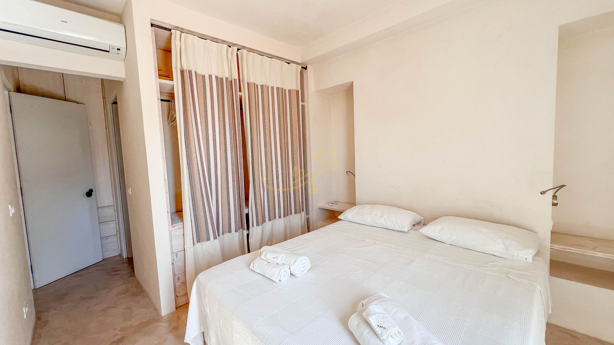 Italianway Fasano TD Torretta Macramè amid the Mediterranean scrub