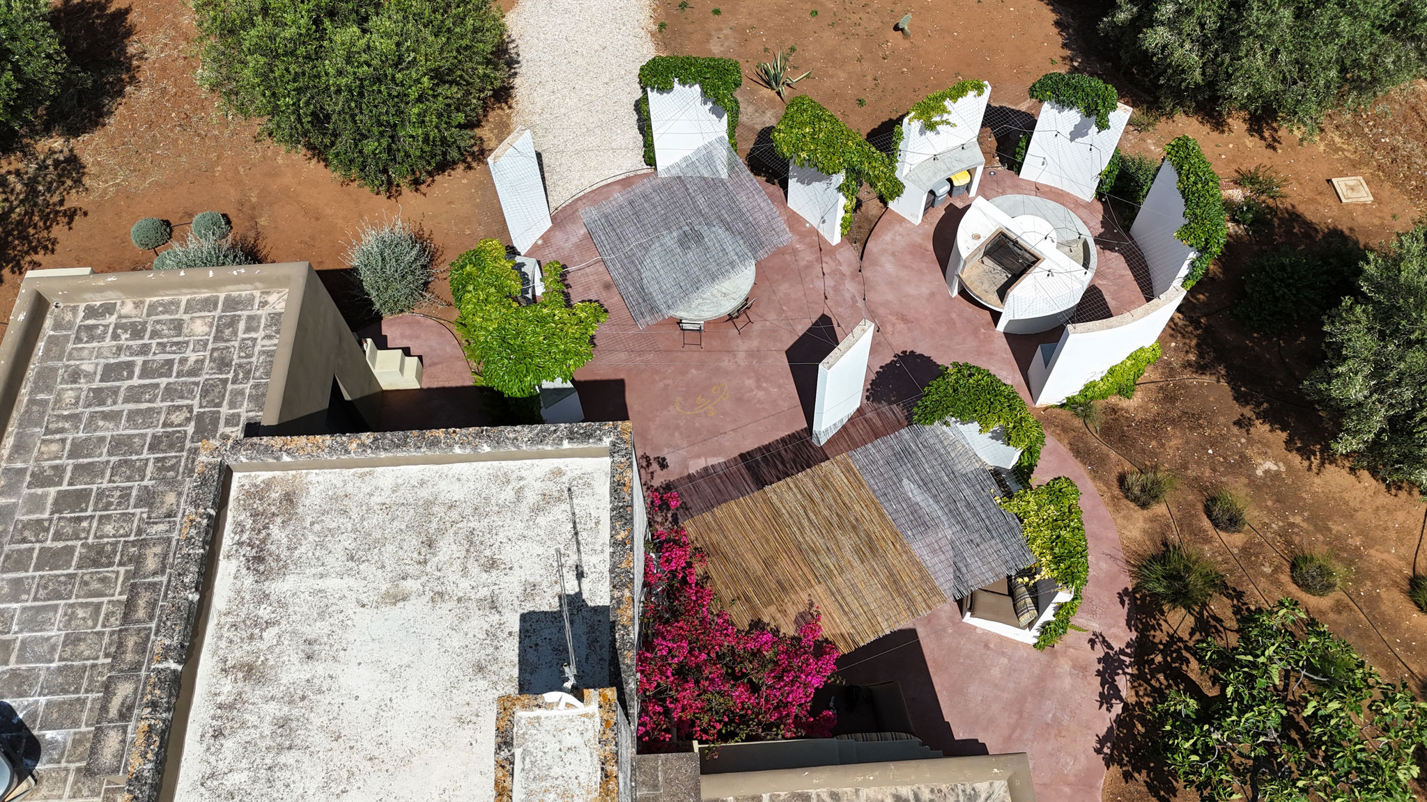 Italianway Fasano TD Torretta Macramè amid the Mediterranean scrub