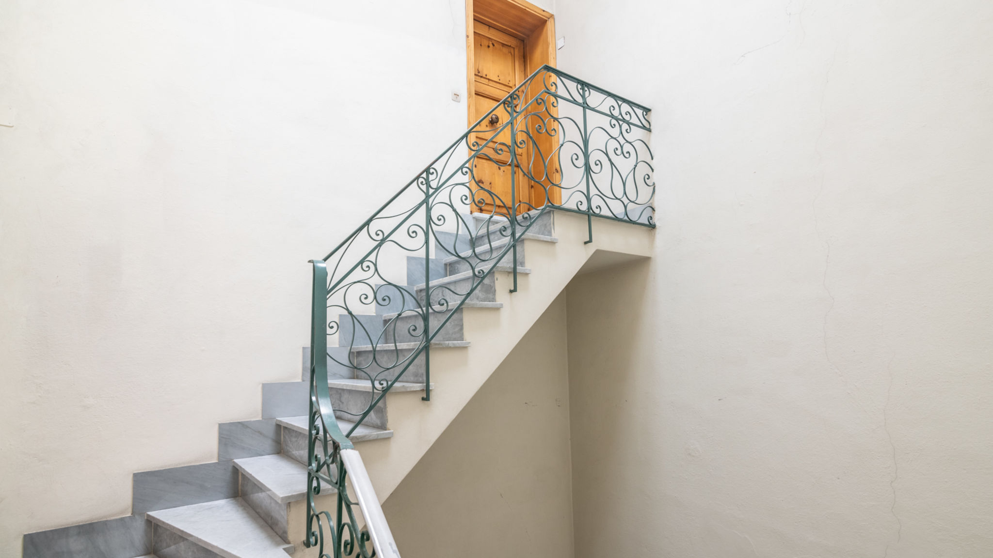 The Rose Apartment