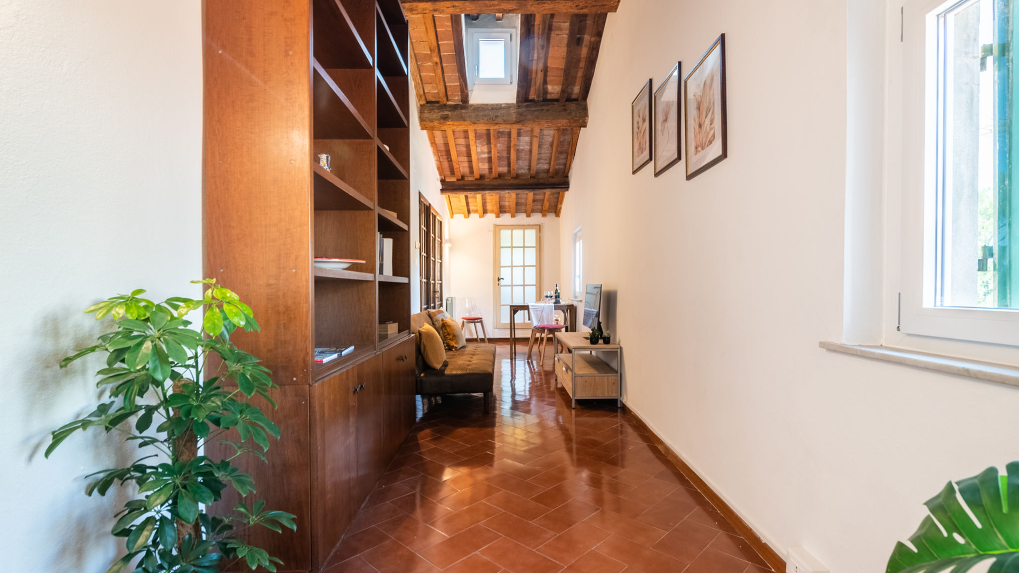 The Rose Apartment