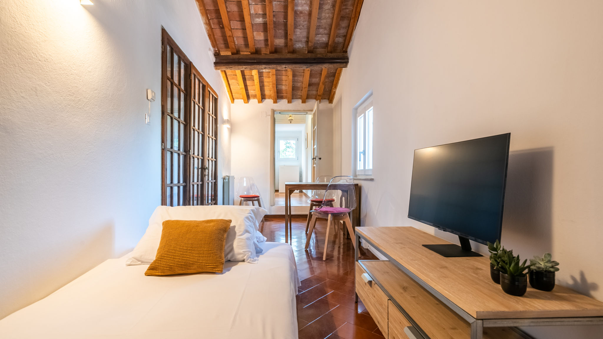 The Rose Apartment
