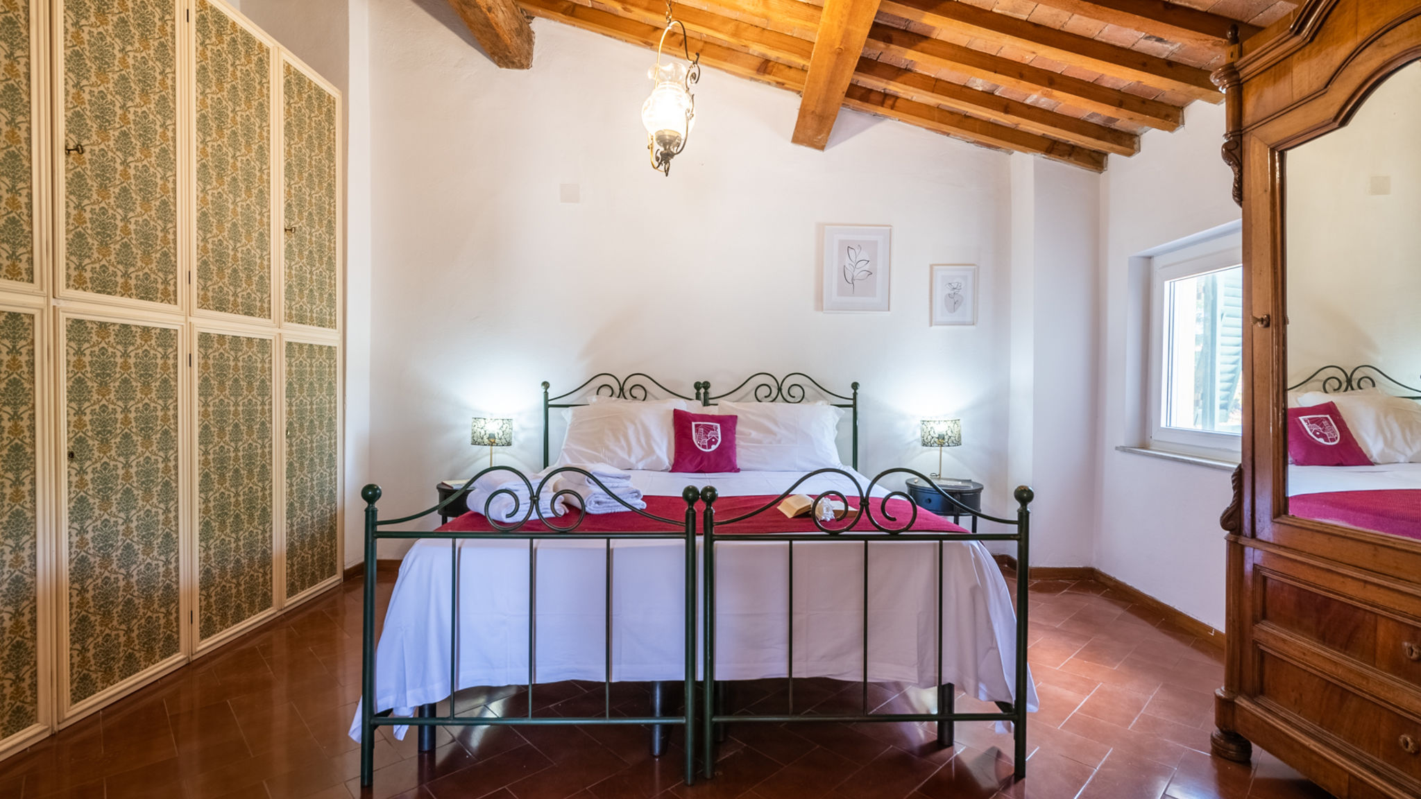 The Rose Apartment