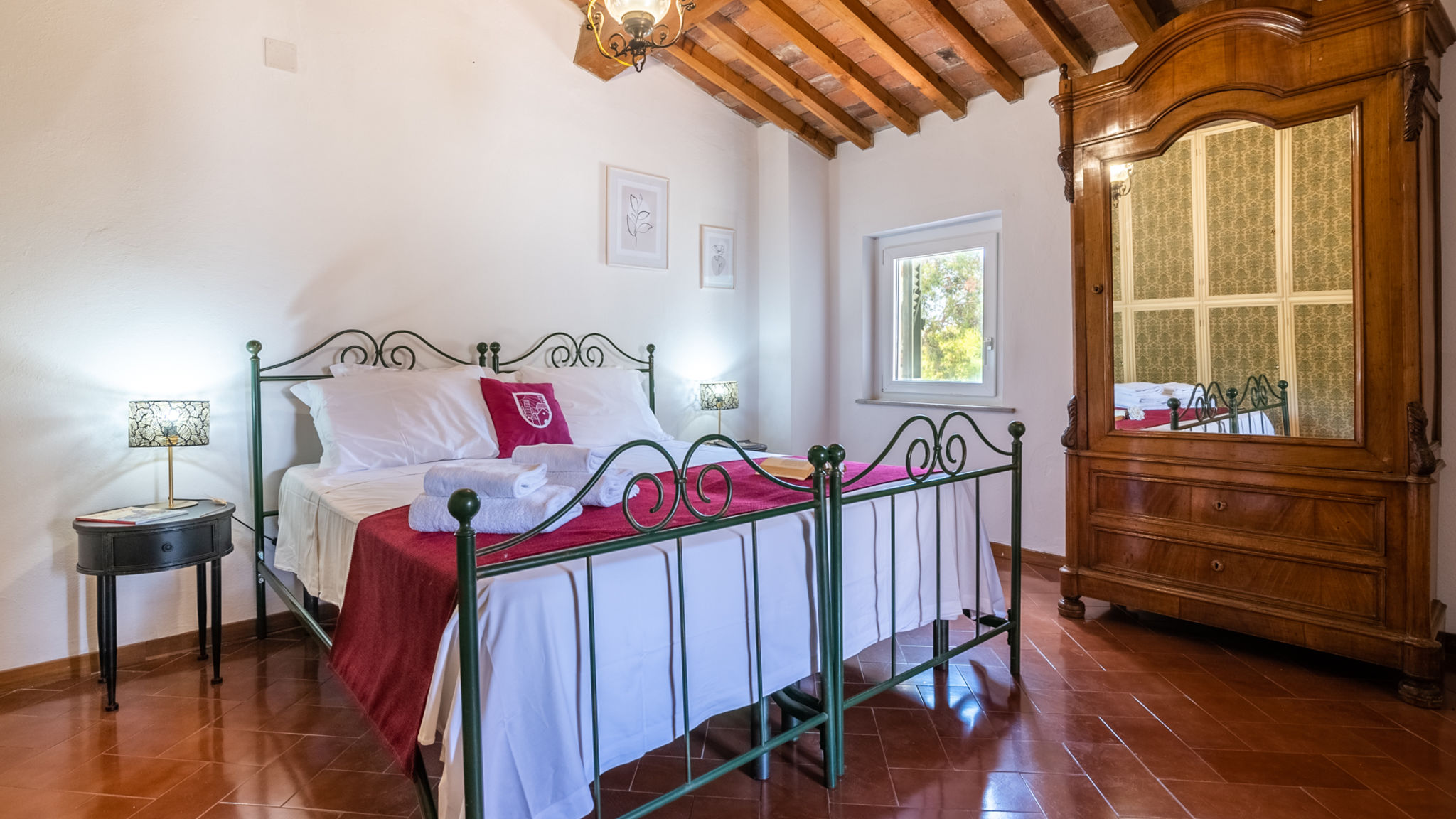 The Rose Apartment