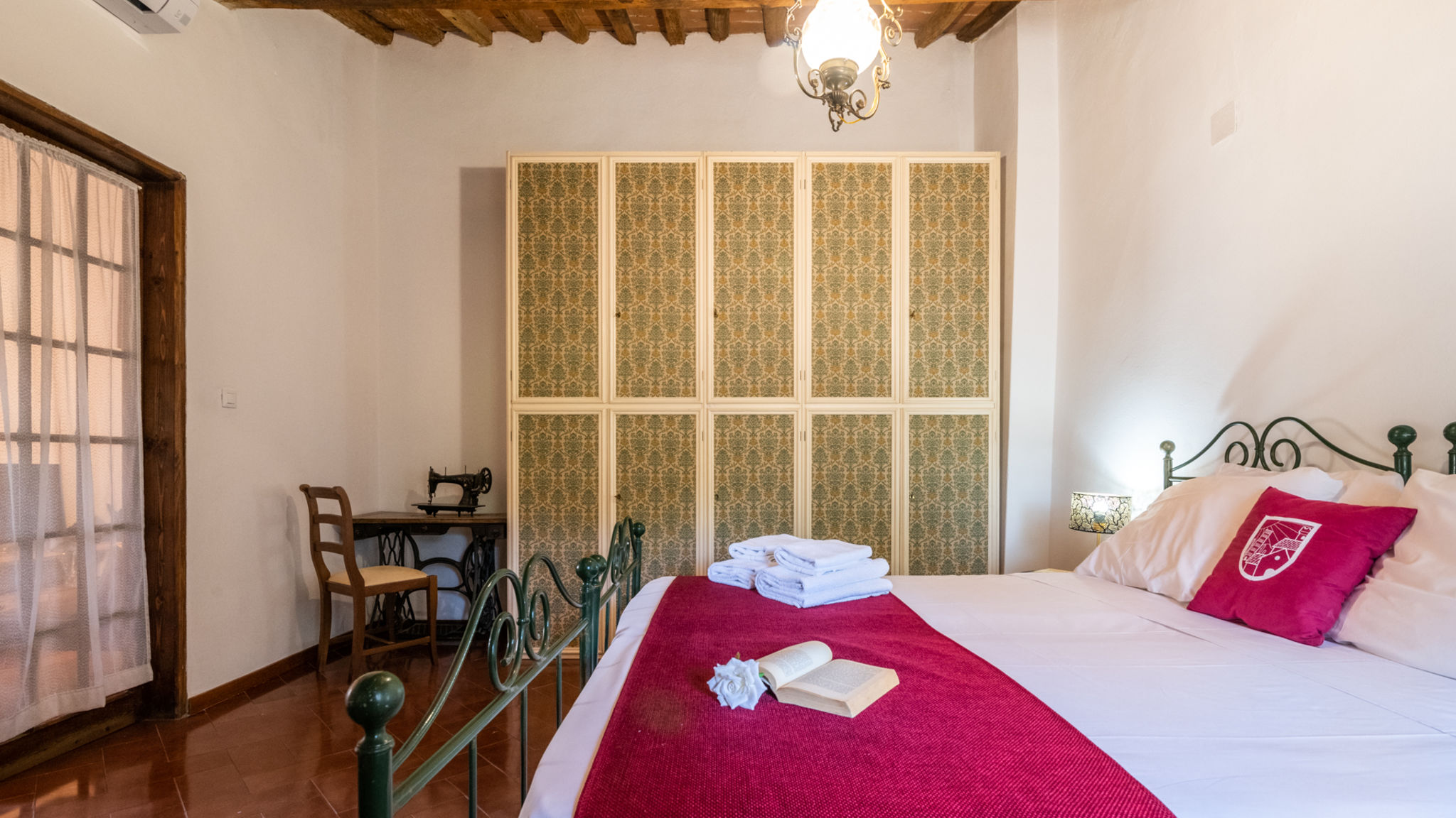 The Rose Apartment