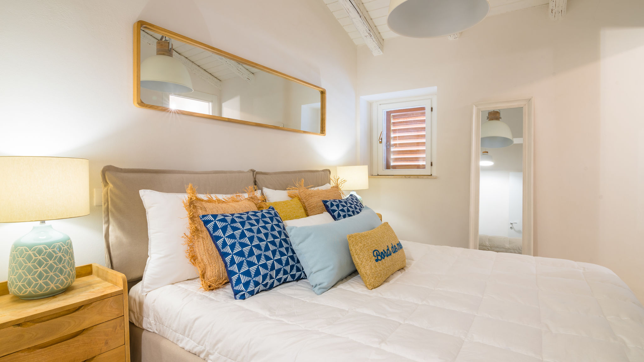 Italianway Siracusa Lio loft, romantic and stunning sea view apt