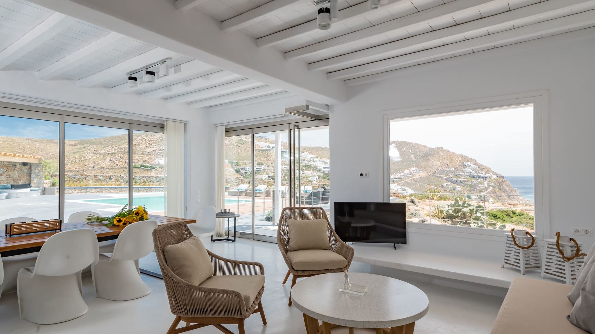 Italianway Mykonos Alexis