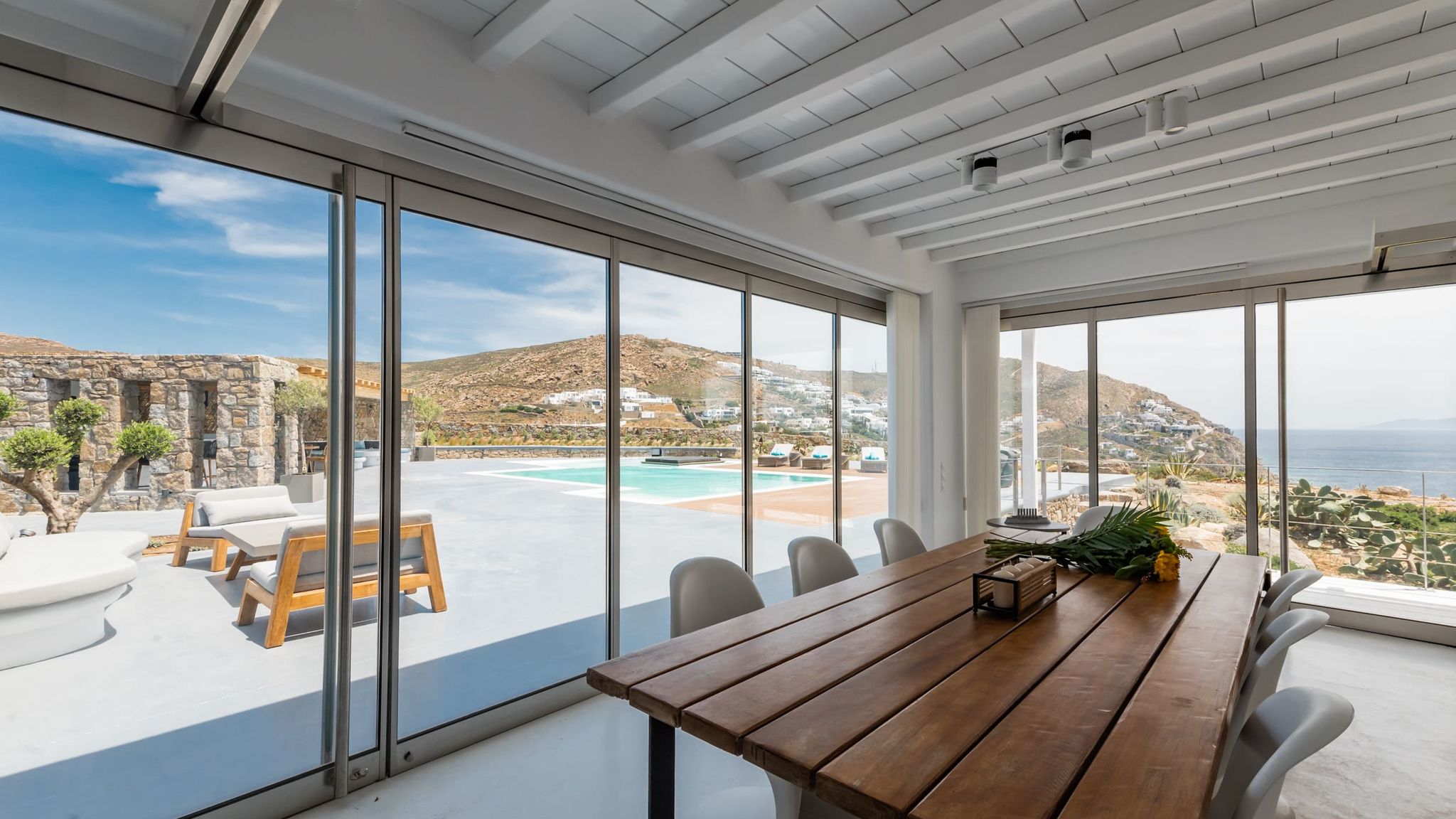 Italianway Mykonos Alexis