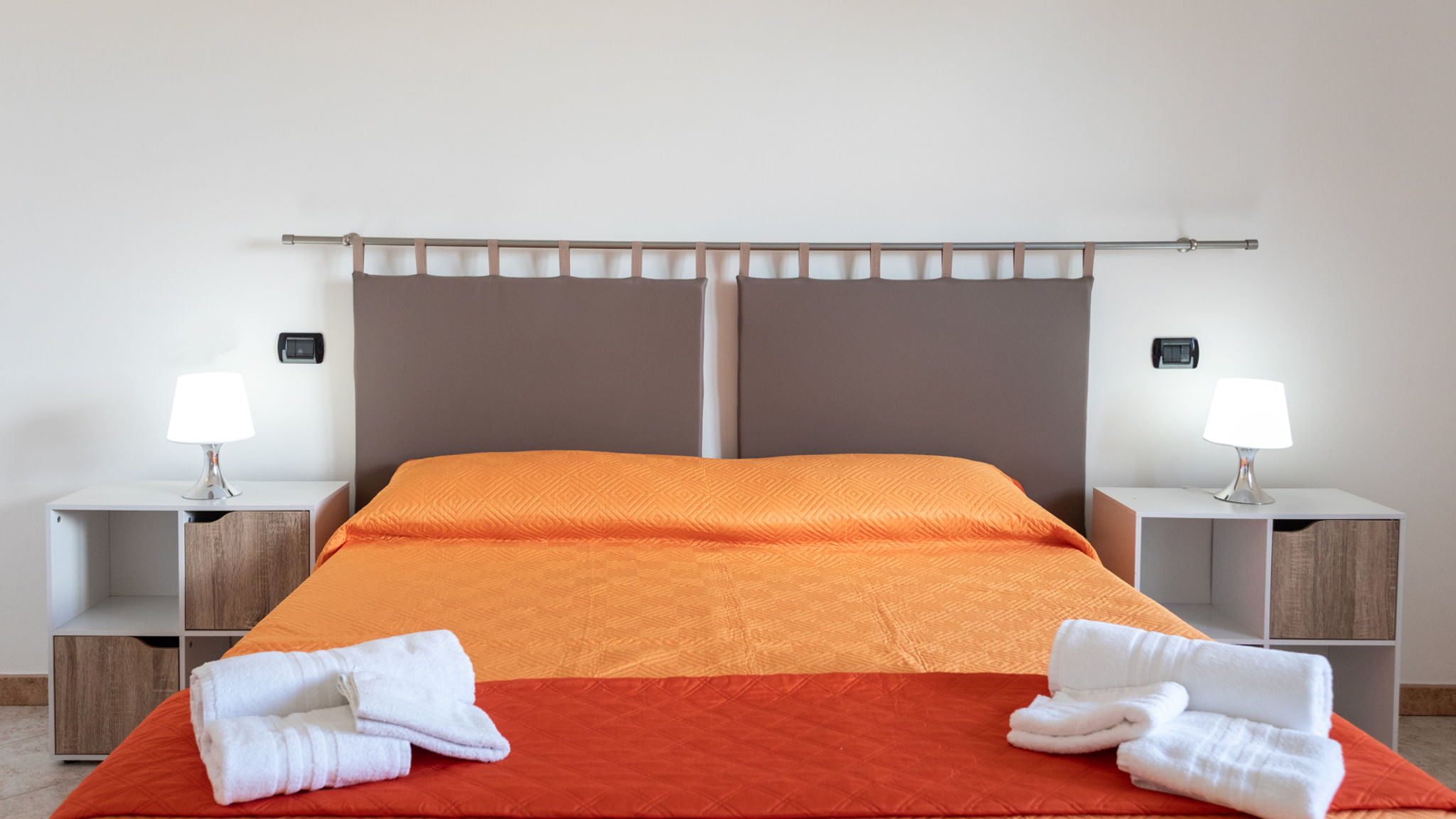 Salento Reservation Racale Apart Hotel Mirella camera 4 - Salento Reservation