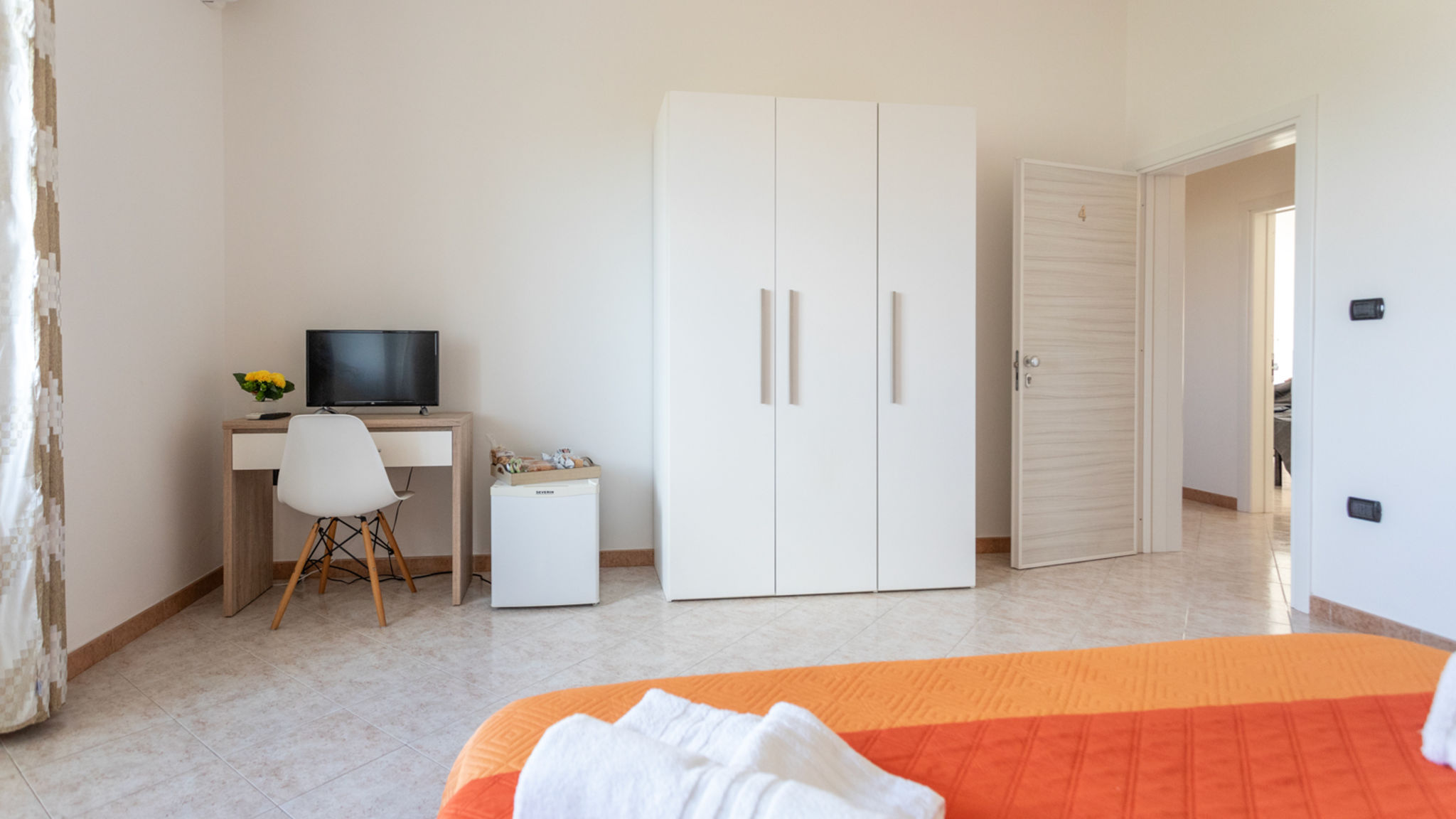 Salento Reservation Racale Apart Hotel Mirella camera 4 - Salento Reservation