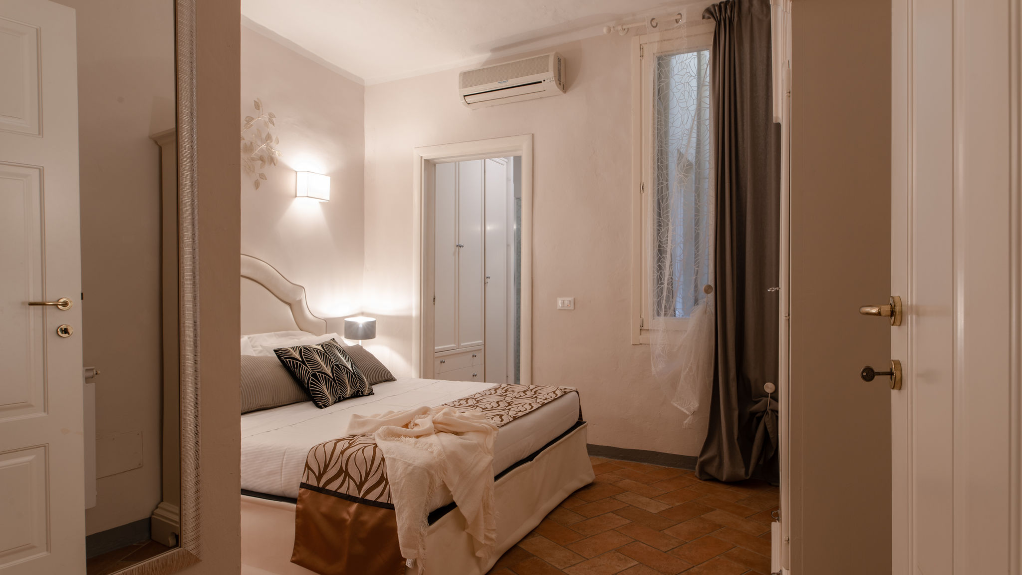 Italianway Firenze Toscanella - Flo Apartments