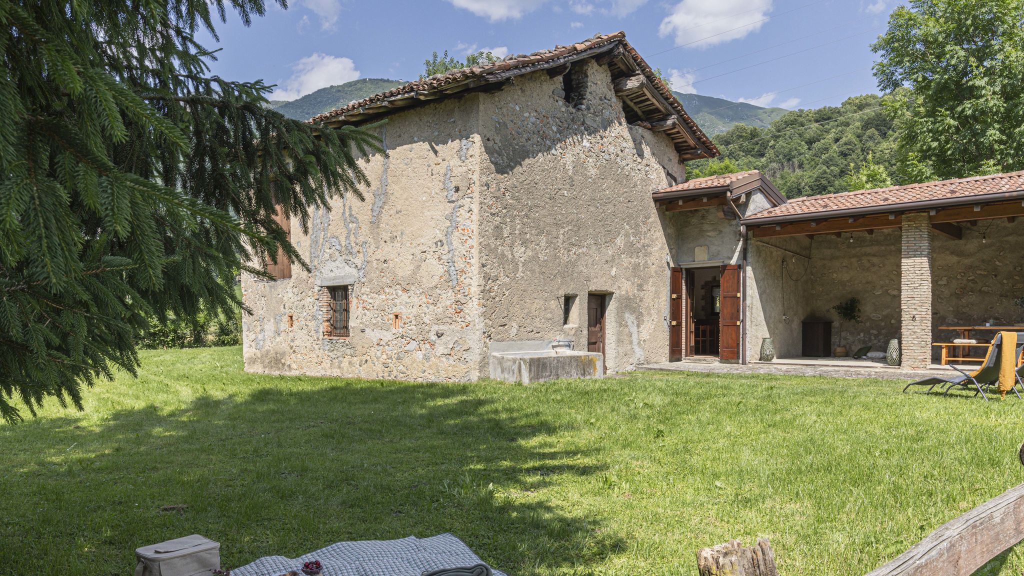 Italianway Barzio Il Giardino Segreto: Luna