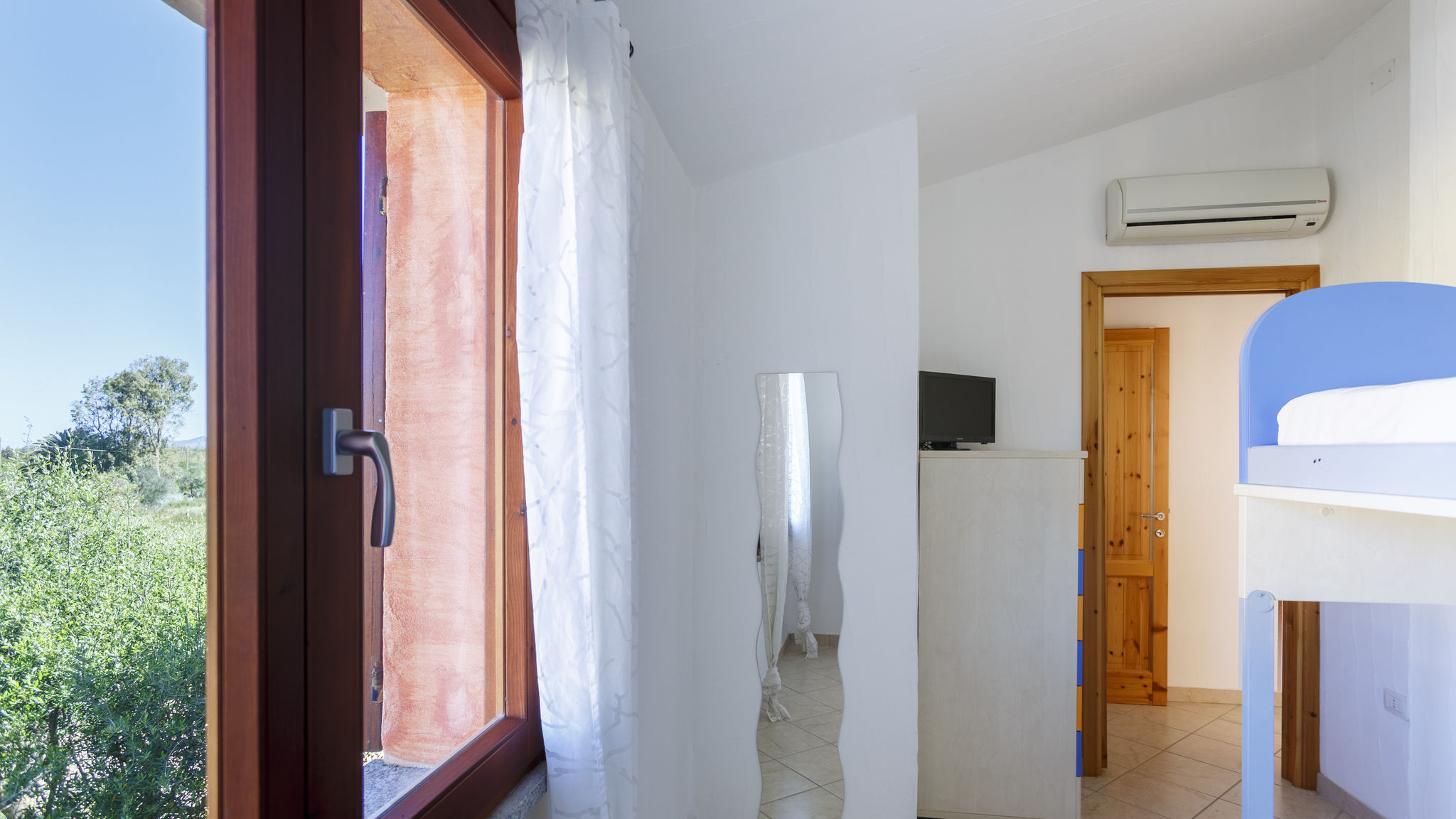 Italianway Sant'Anna Arresi Villa Mama, private compound swimming pool