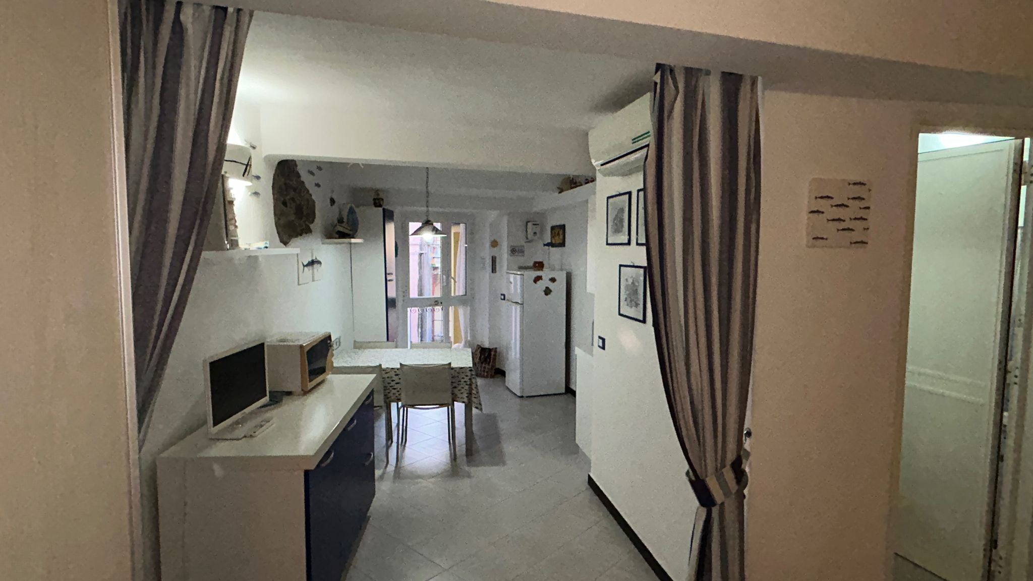 Italianway Monterosso al Mare Pippo Cosy flat Central with A/C near beaches