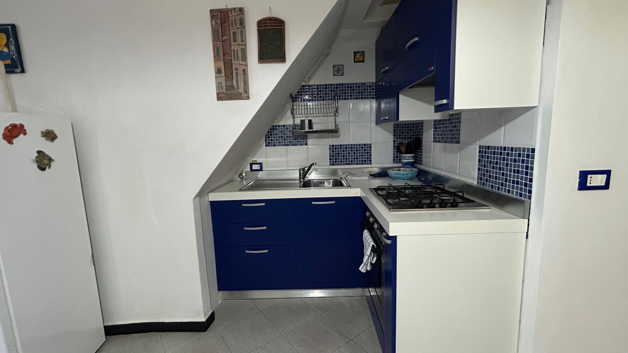 Italianway Monterosso al Mare Pippo Cosy flat Central with A/C near beaches