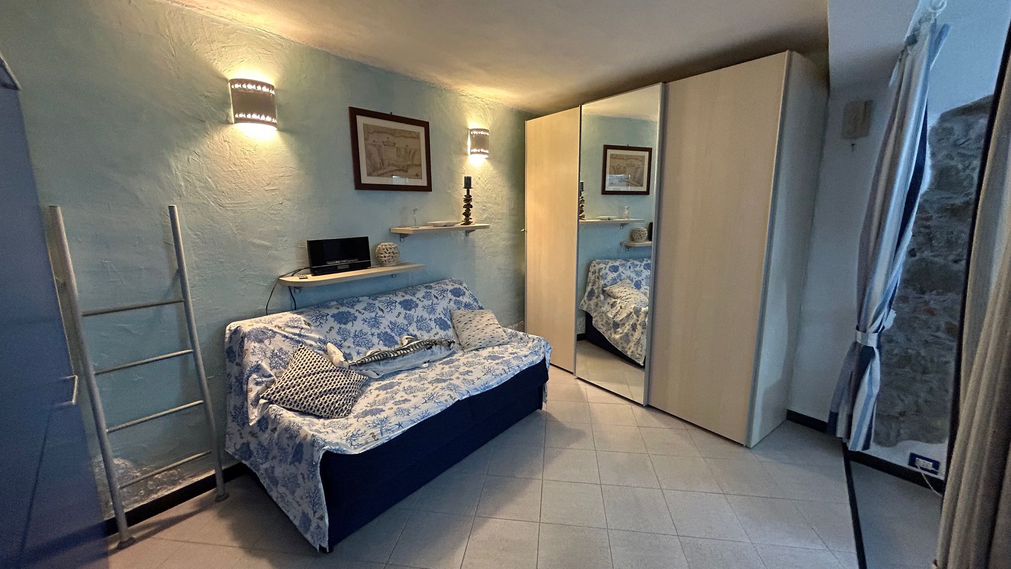 Italianway Monterosso al Mare Pippo Cosy flat Central with A/C near beaches