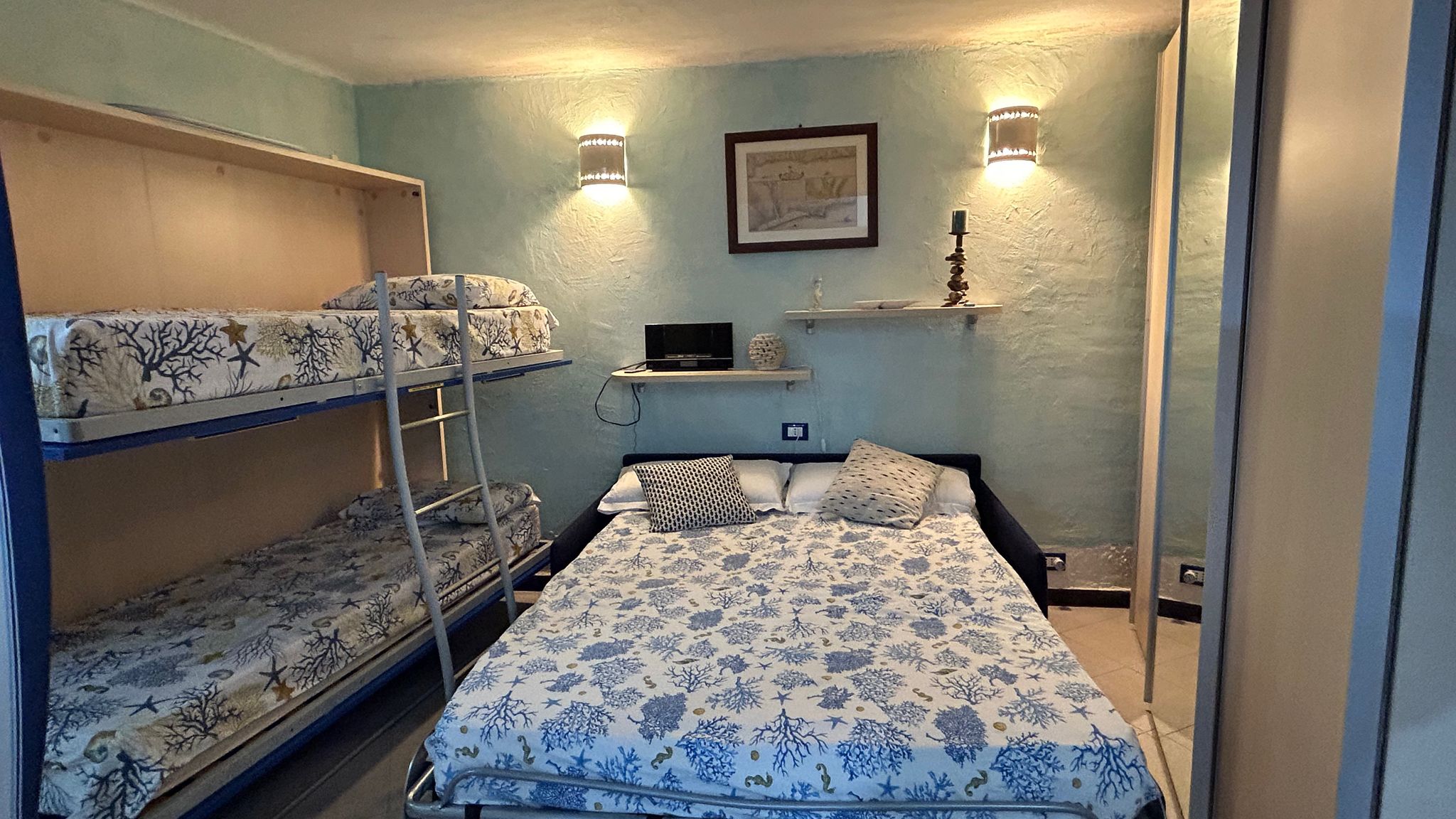 Italianway Monterosso al Mare Pippo Cosy flat Central with A/C near beaches