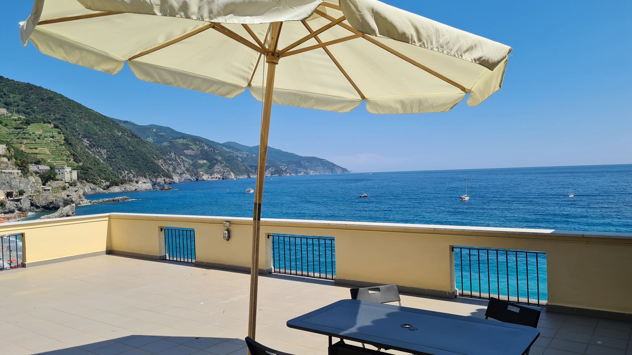 Italianway Monterosso al Mare Villa Ferrer Best view of the sea and the 5terre