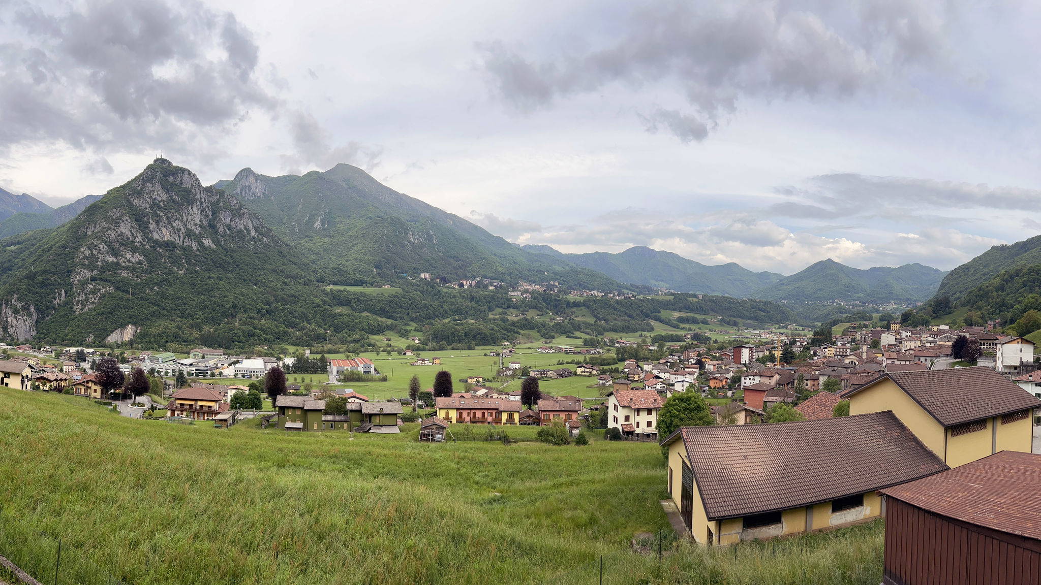 Italianway Pasturo Spacious apartment with panoramic view