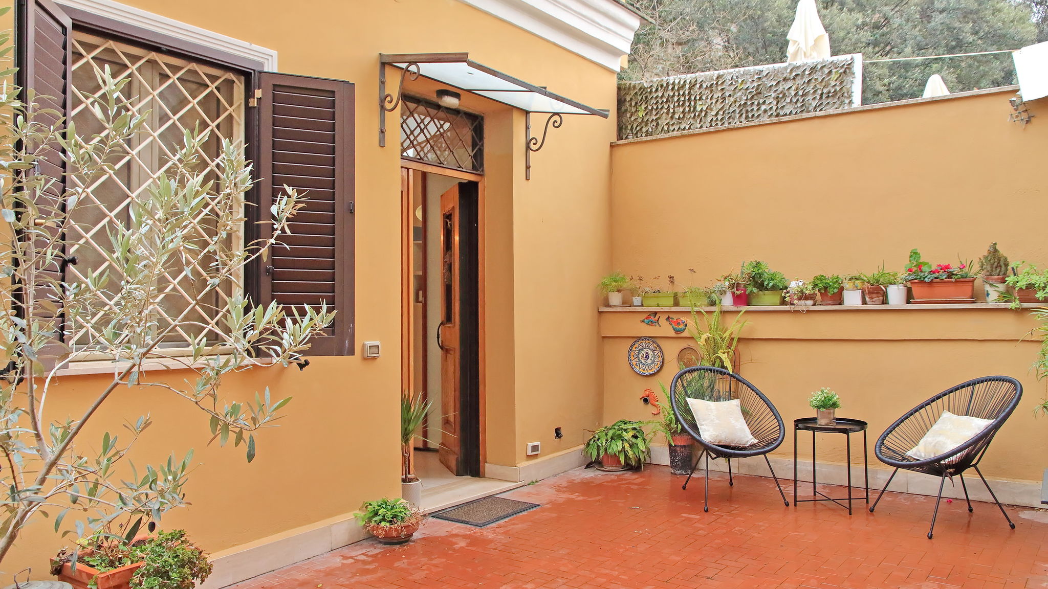 Italianway Roma La corte di San Paolo by Domus&Dimore