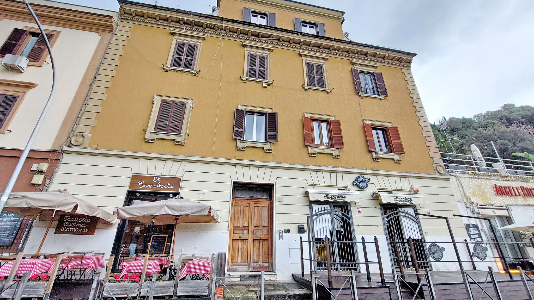 Italianway Roma La corte di San Paolo by Domus&Dimore