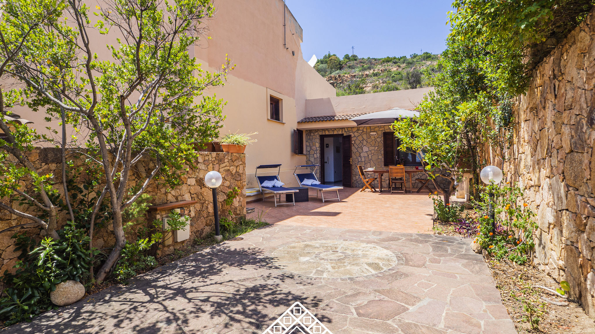 Italianway Pula Casa Roccia - Morada