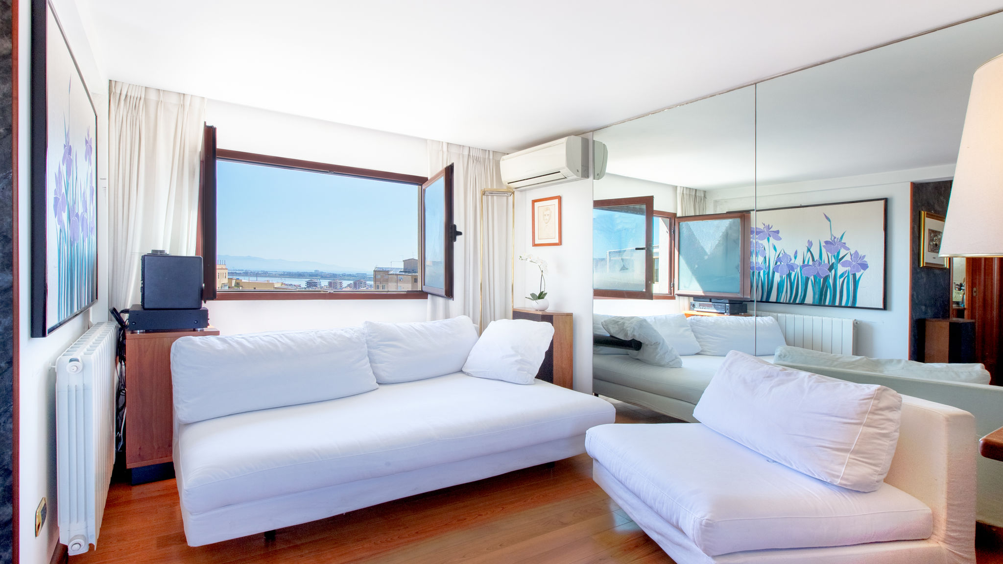 Italianway Cagliari Cagliari Upper House