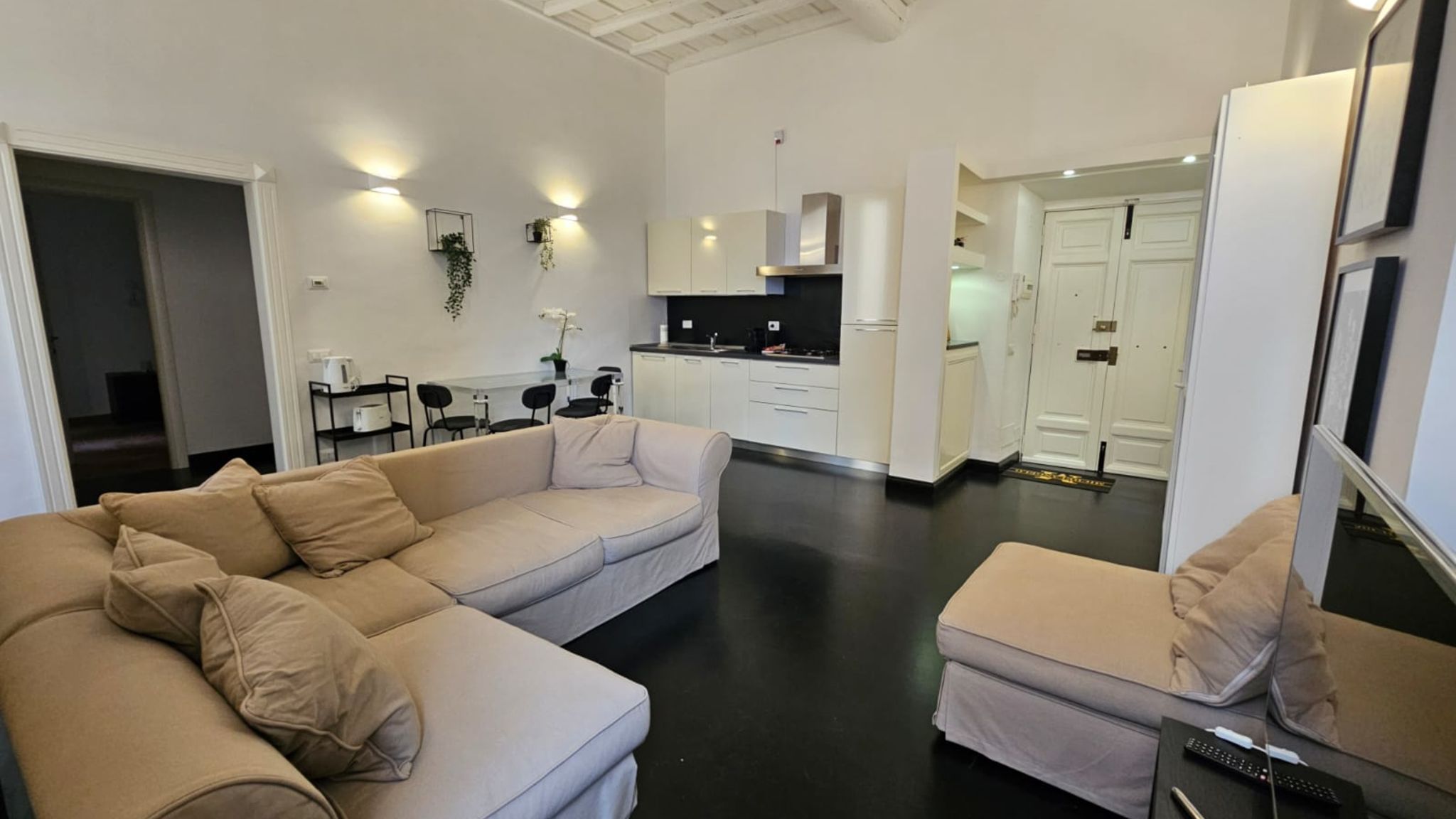 Italianway Civitavecchia Michelangelo House