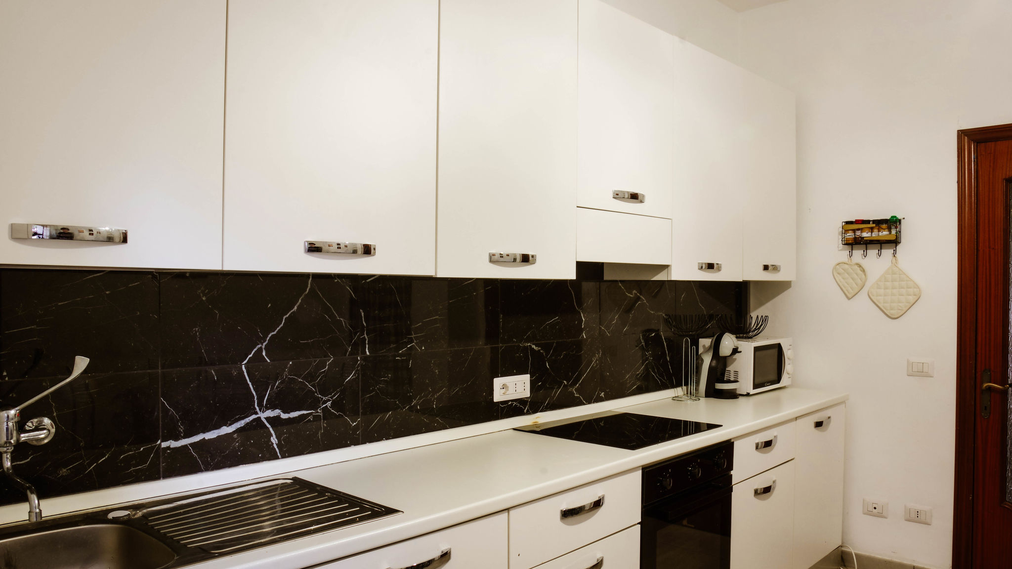 Tommaso Buccolini Numana La Casa di Tommaso