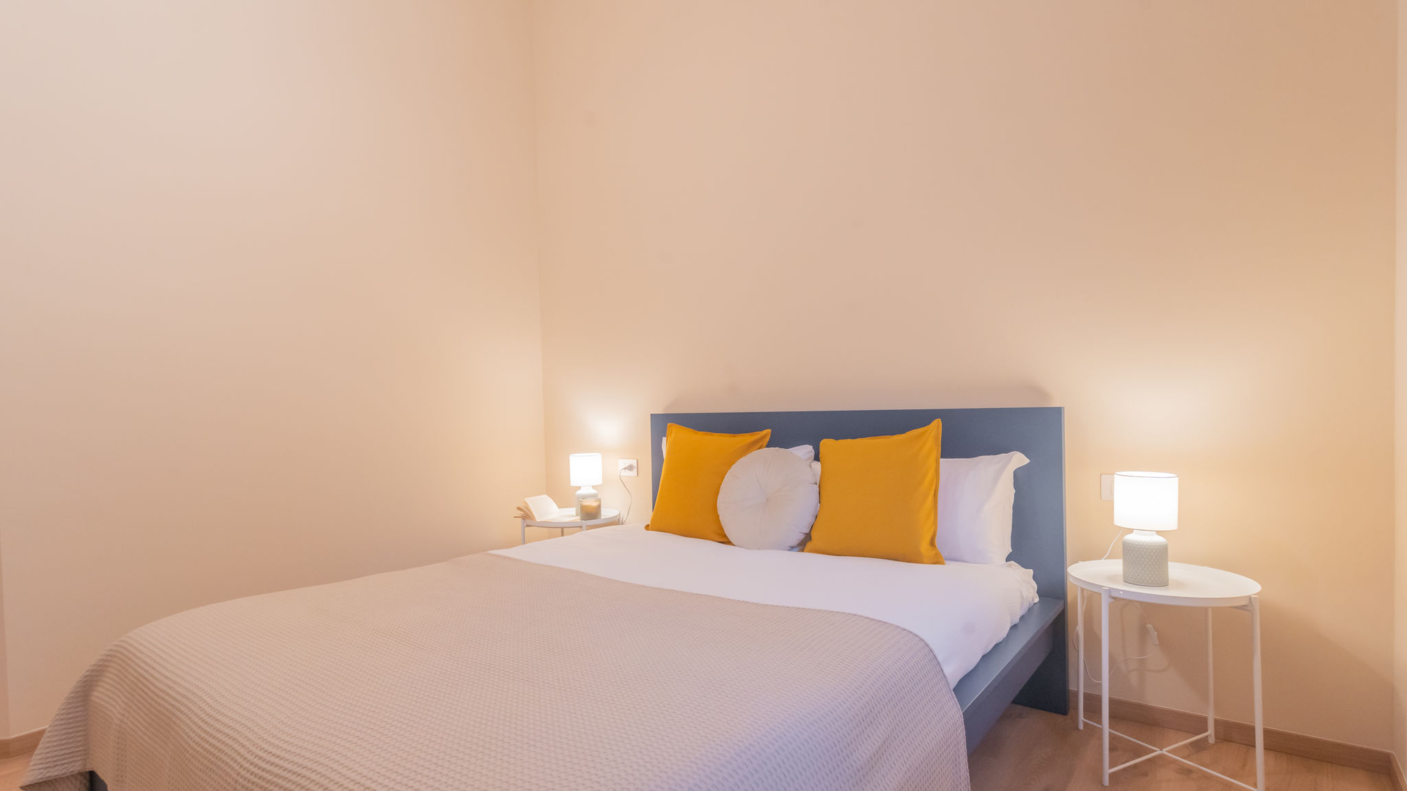 Italianway Como Simar Apartments nearby Como S.G. Train Station