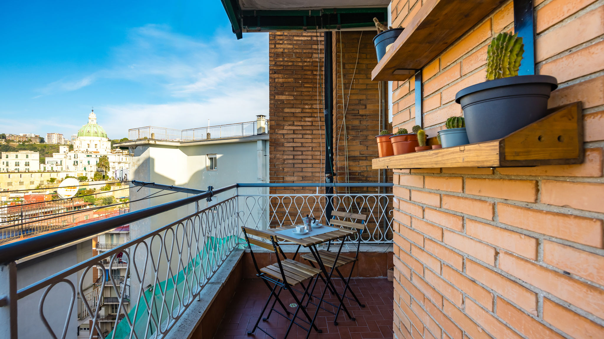 Italianway Napoli Amedeo di Savoia Sea & Sunsets