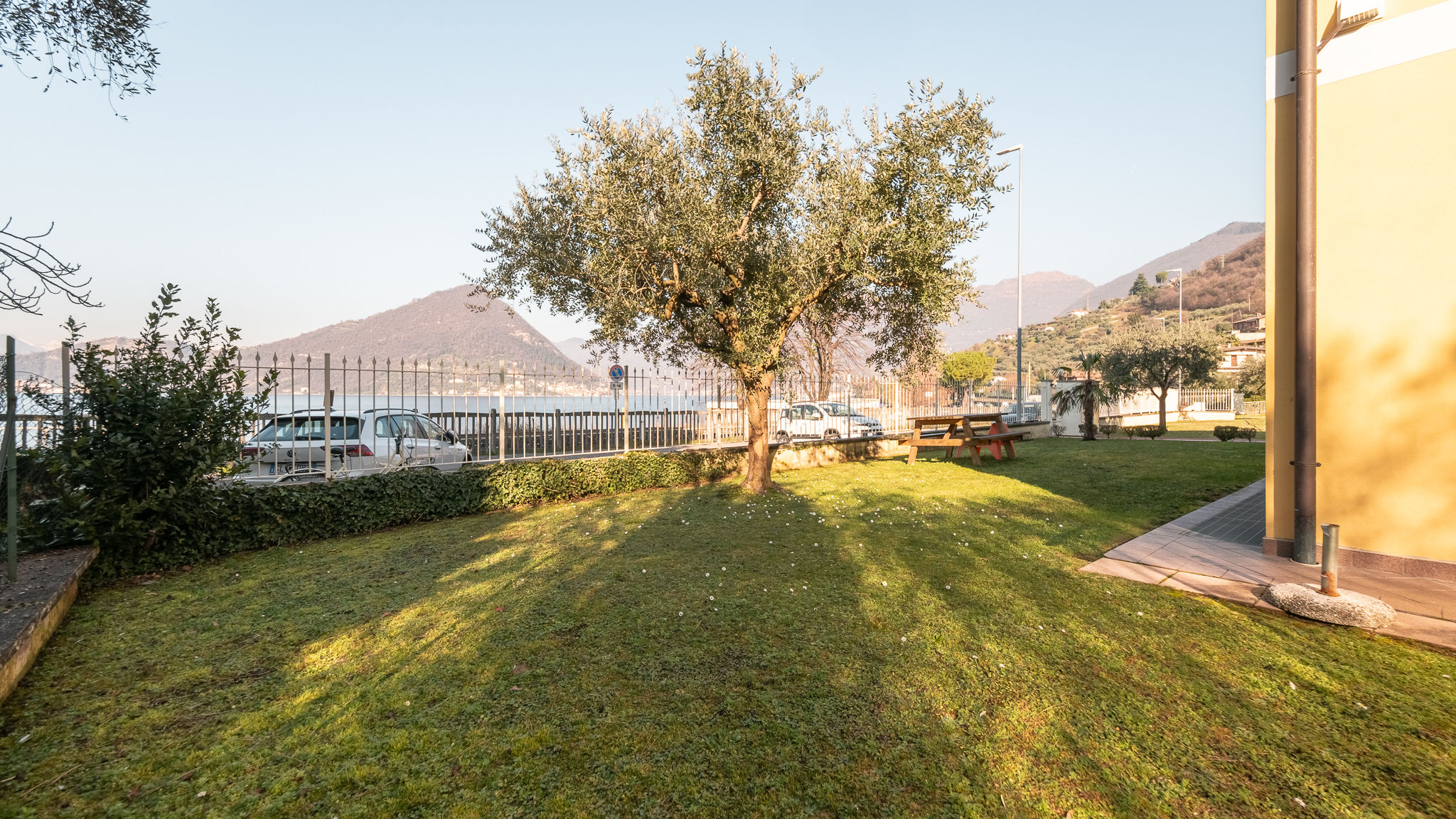 Italianway Sulzano Viola & Family Lake