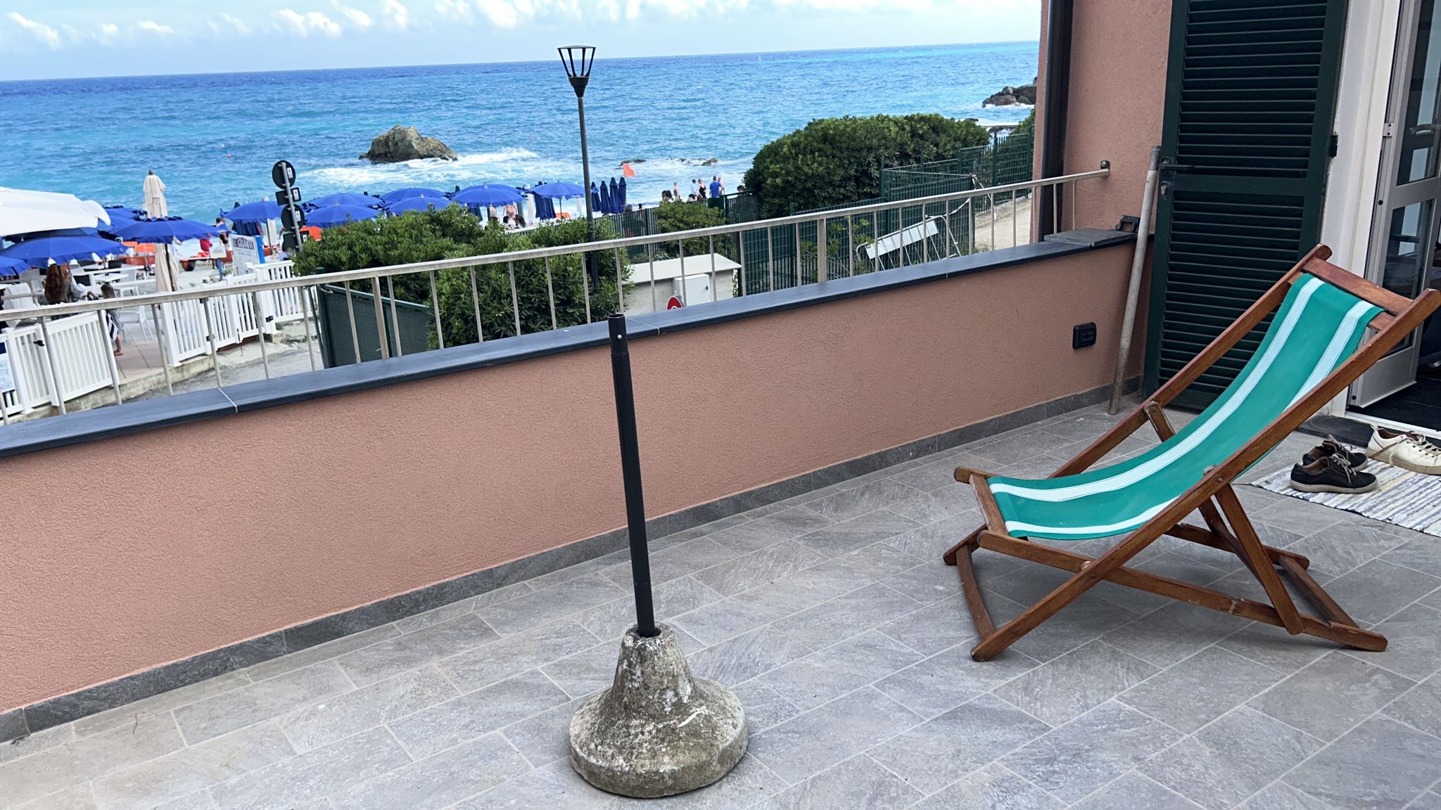 Italianway Monterosso al Mare Wind Rose House - By the BEACH with AC & Parking