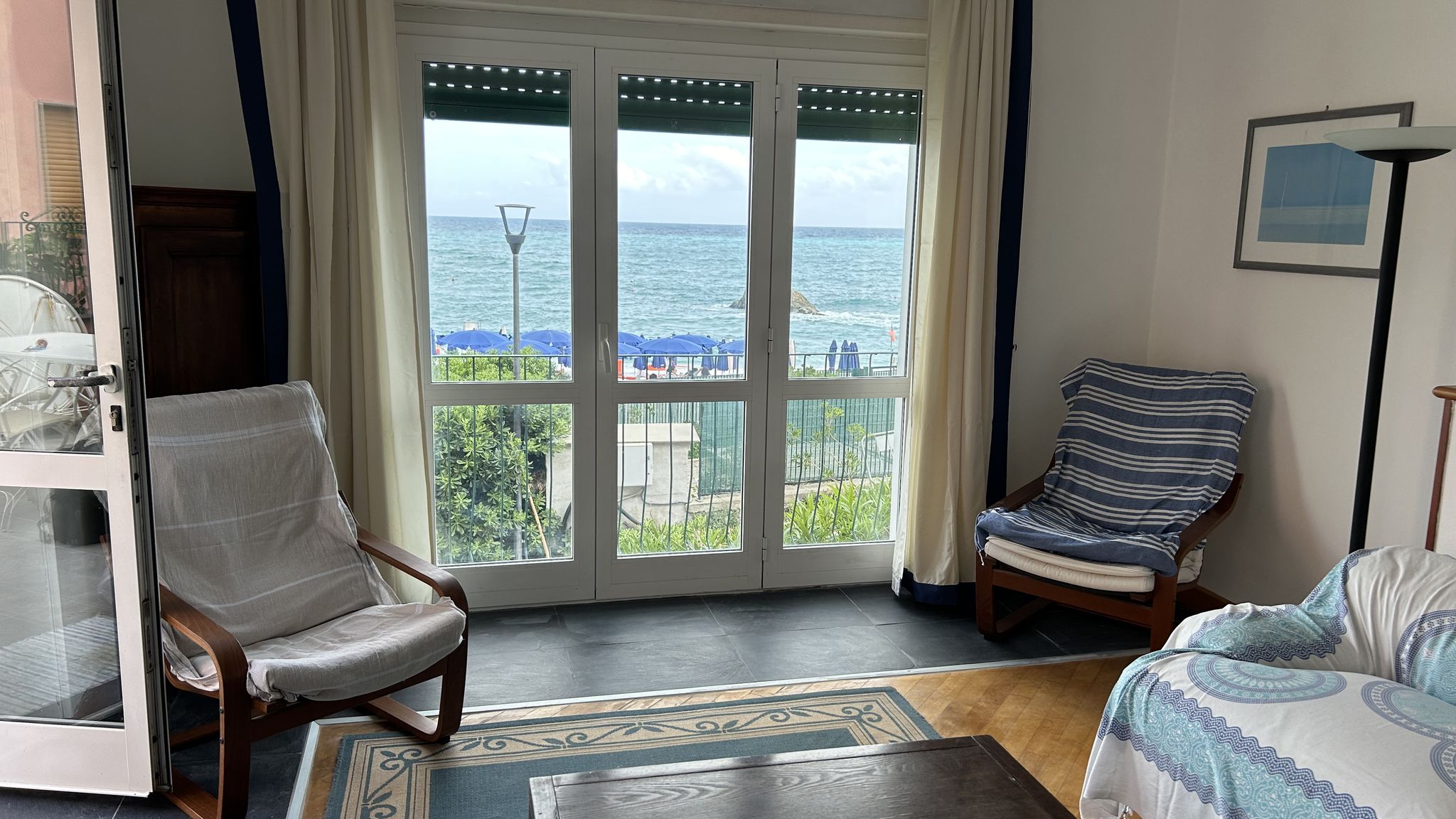 Italianway Monterosso al Mare Wind Rose House - By the BEACH with AC & Parking