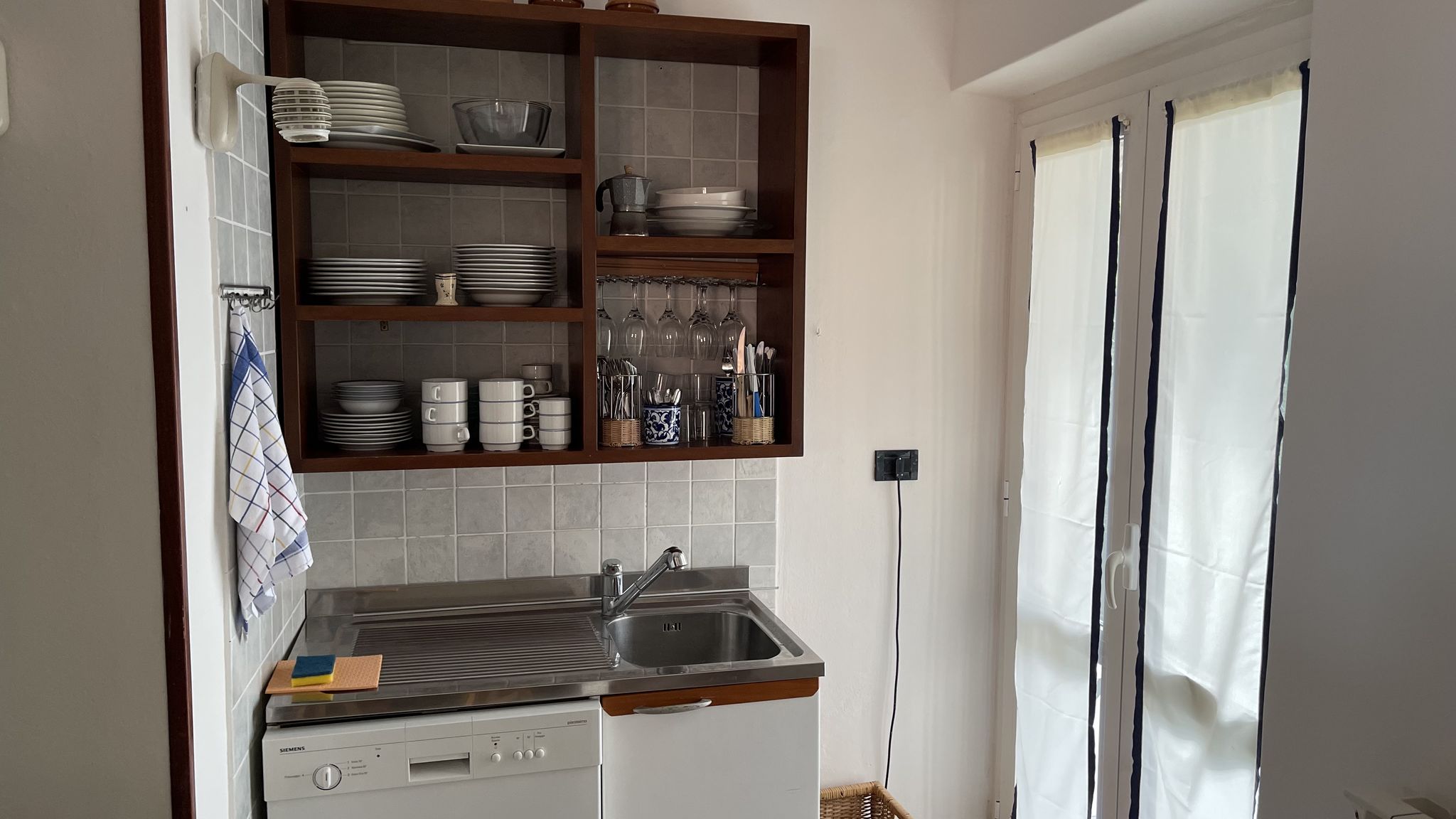 Italianway Monterosso al Mare Wind Rose House - By the BEACH with AC & Parking