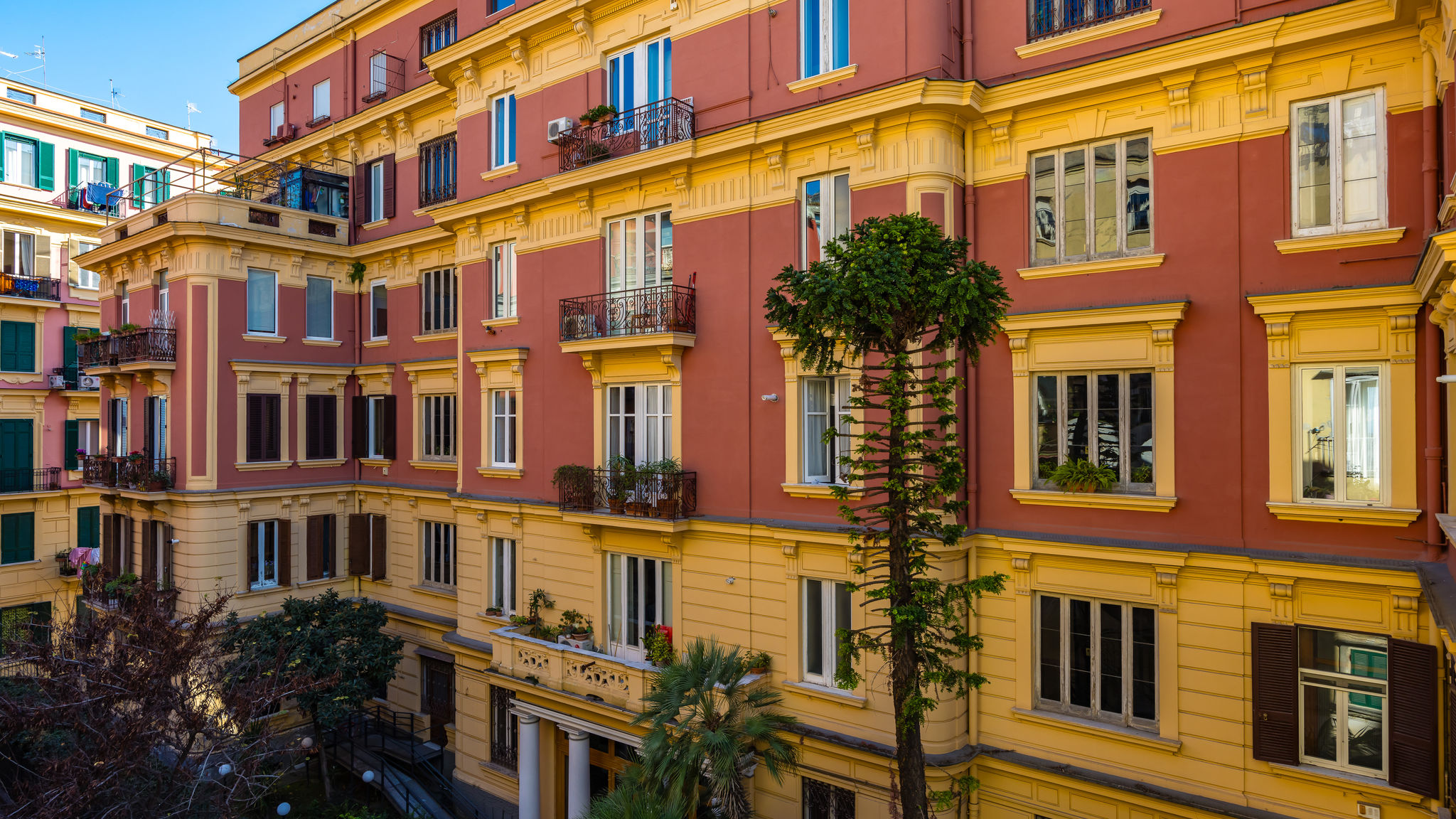 Italianway Napoli La Pinacoteca - V. Irolli