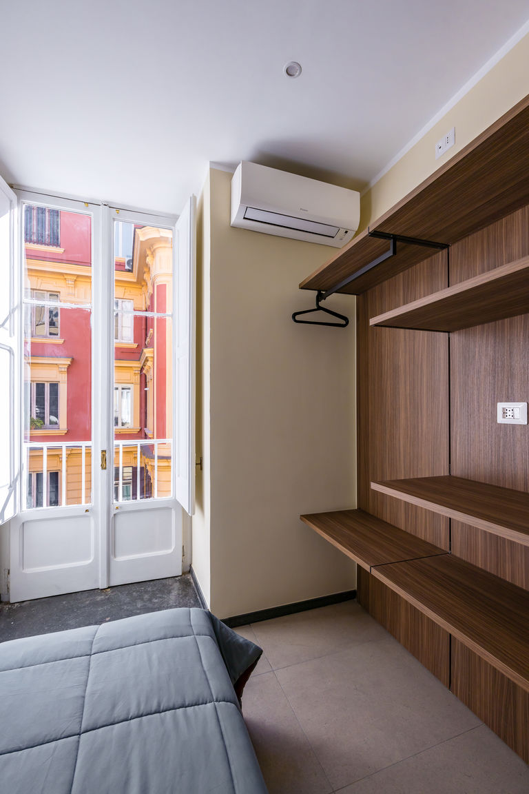 Italianway Napoli La Pinacoteca - V. Irolli