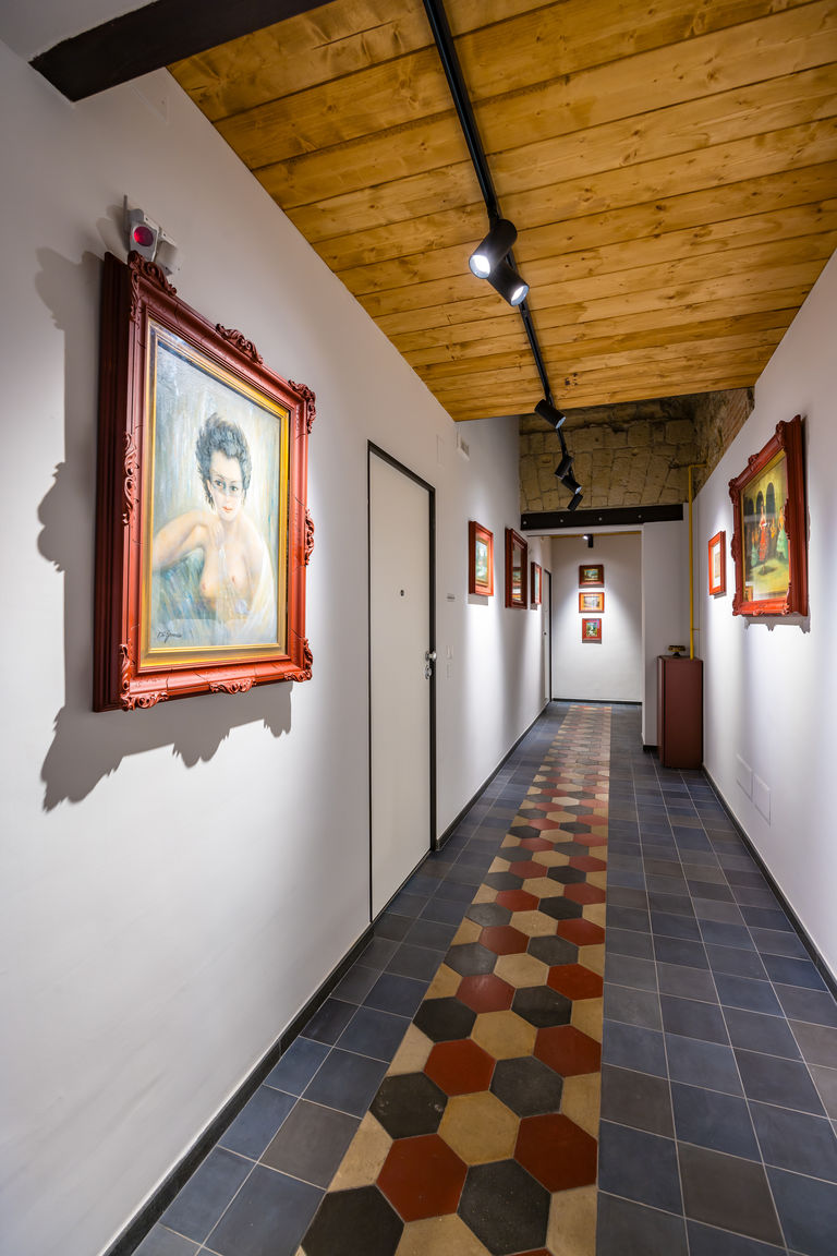 Italianway Napoli La Pinacoteca - V. Irolli