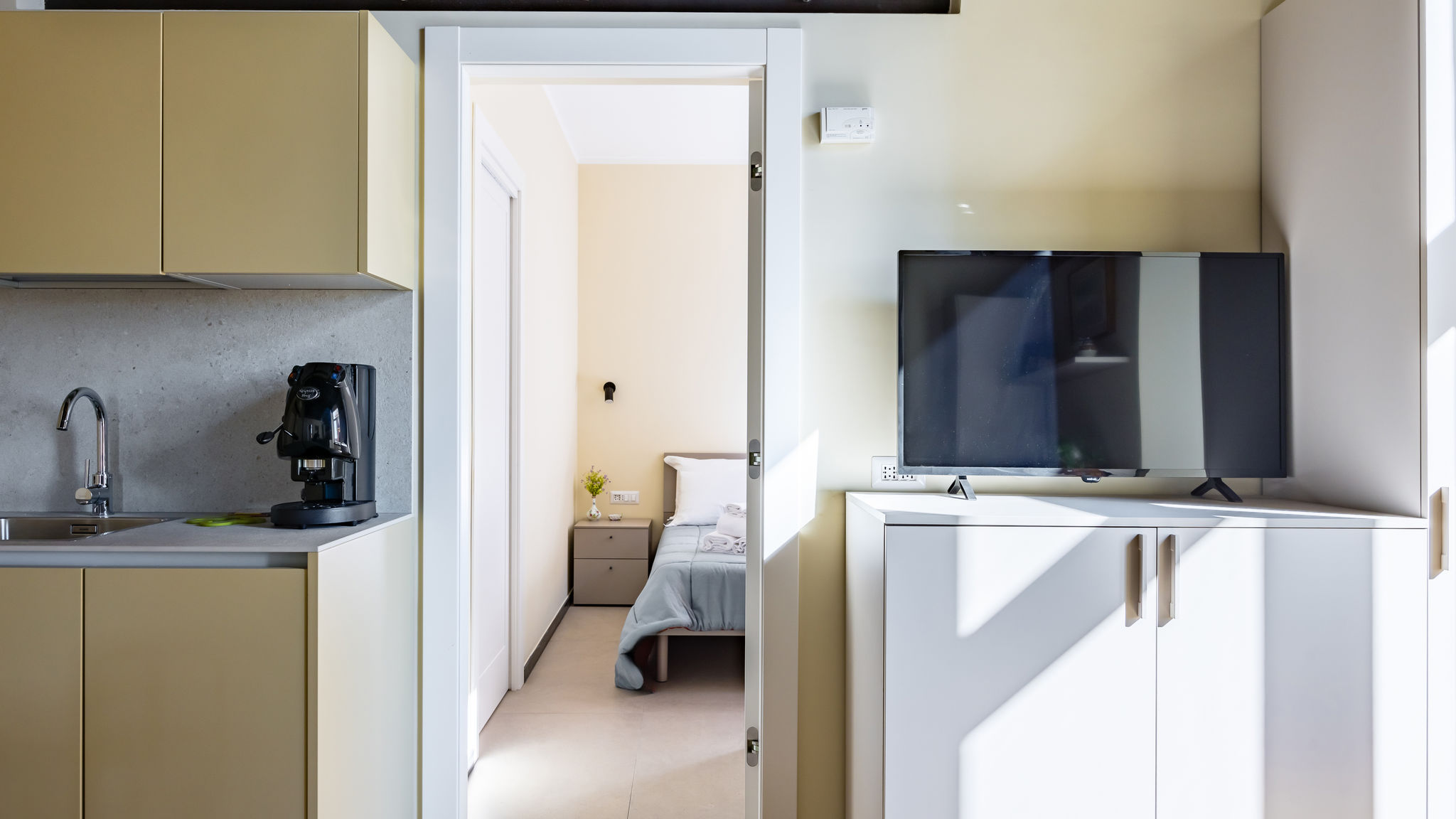 Italianway Napoli La Pinacoteca - V. Irolli