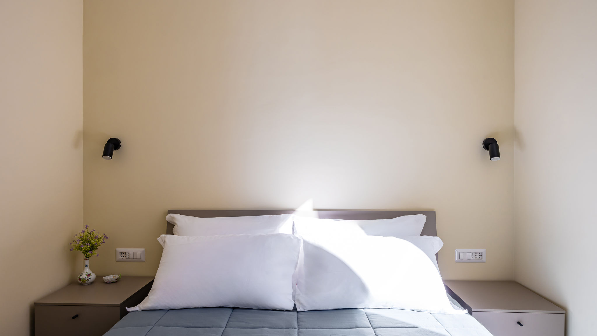 Italianway Napoli La Pinacoteca - V. Irolli