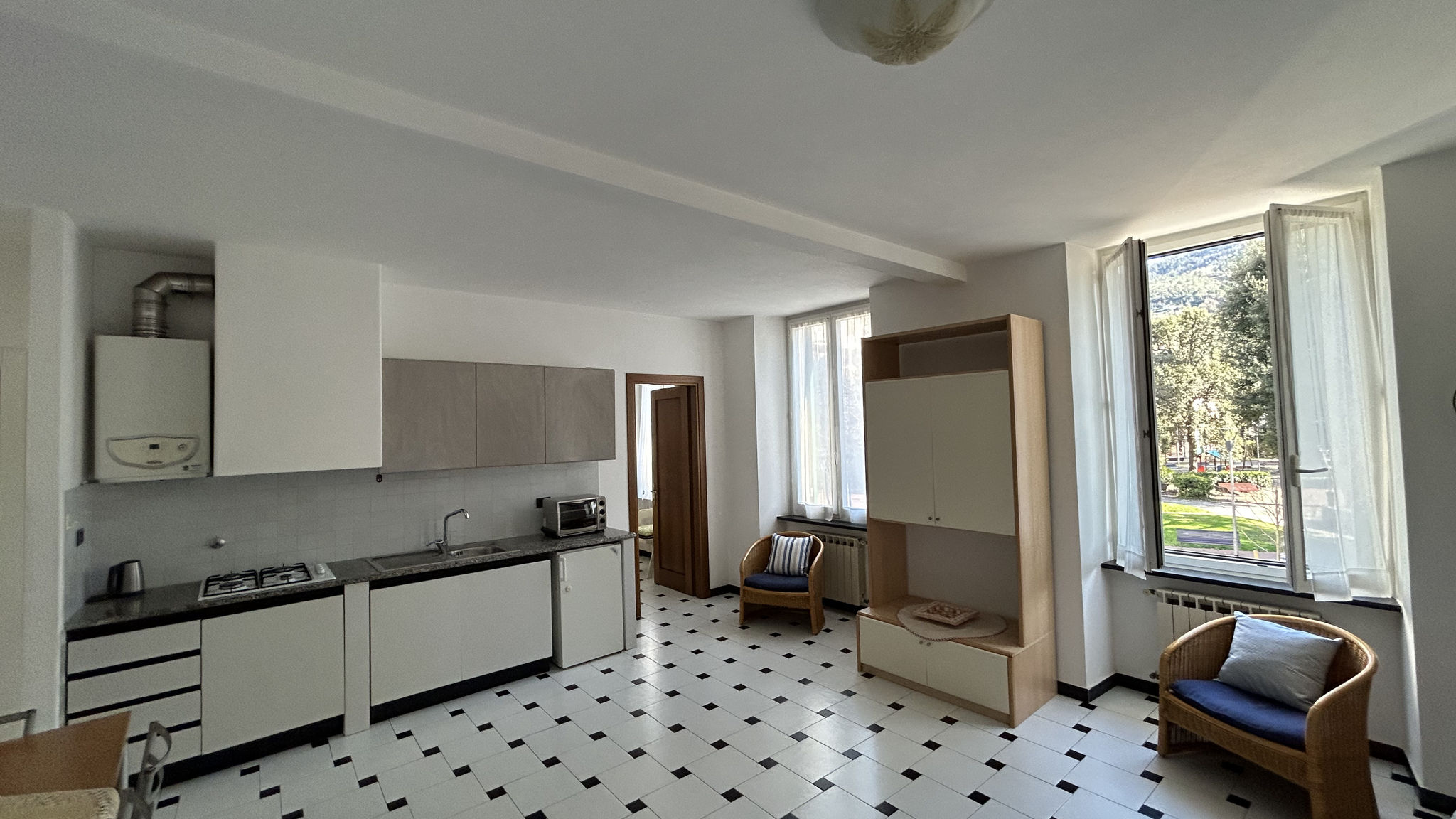 Italianway Levanto Amabile apt central location near beaches